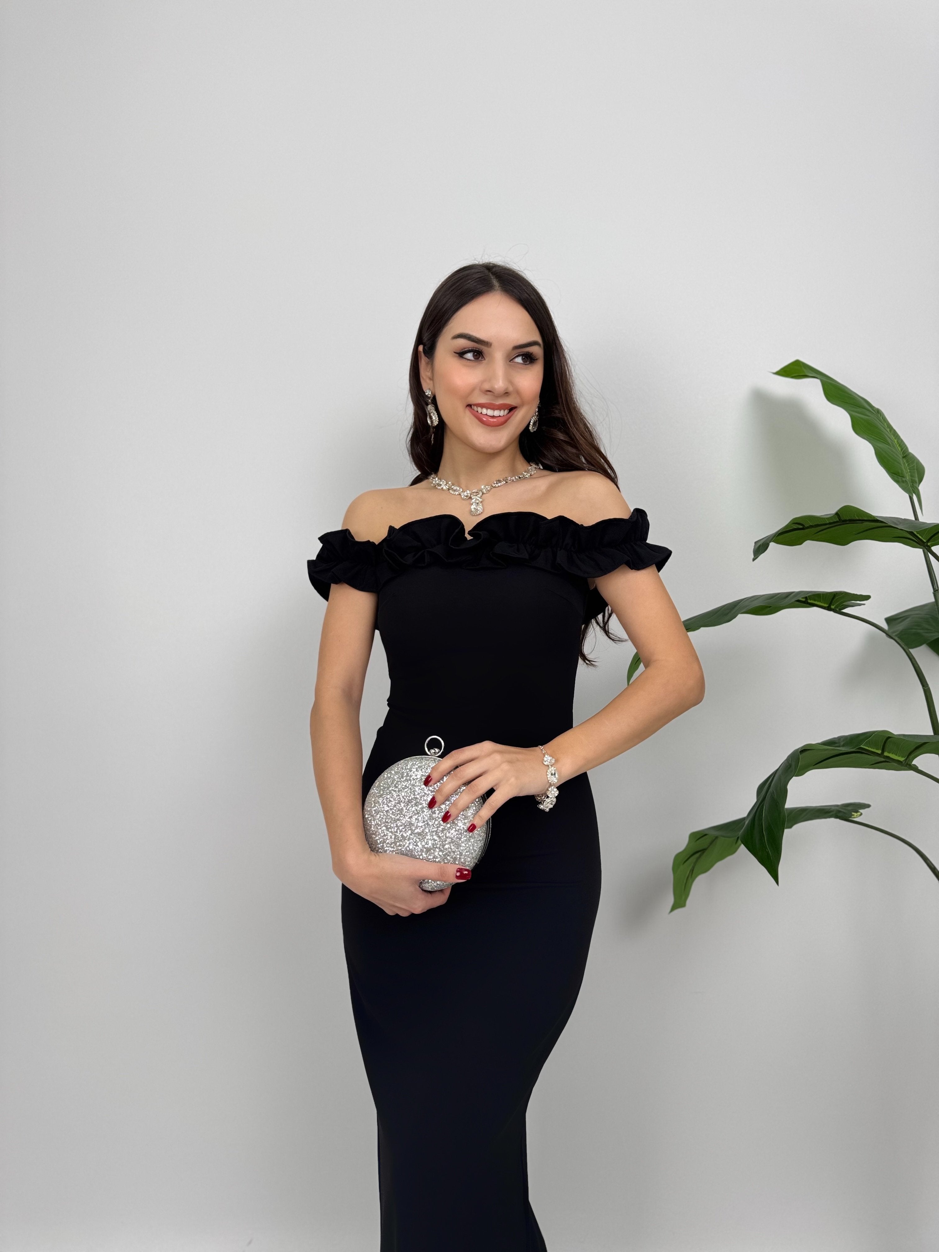 3021 GÖĞÜS BÜZGÜLÜ ELBİSE