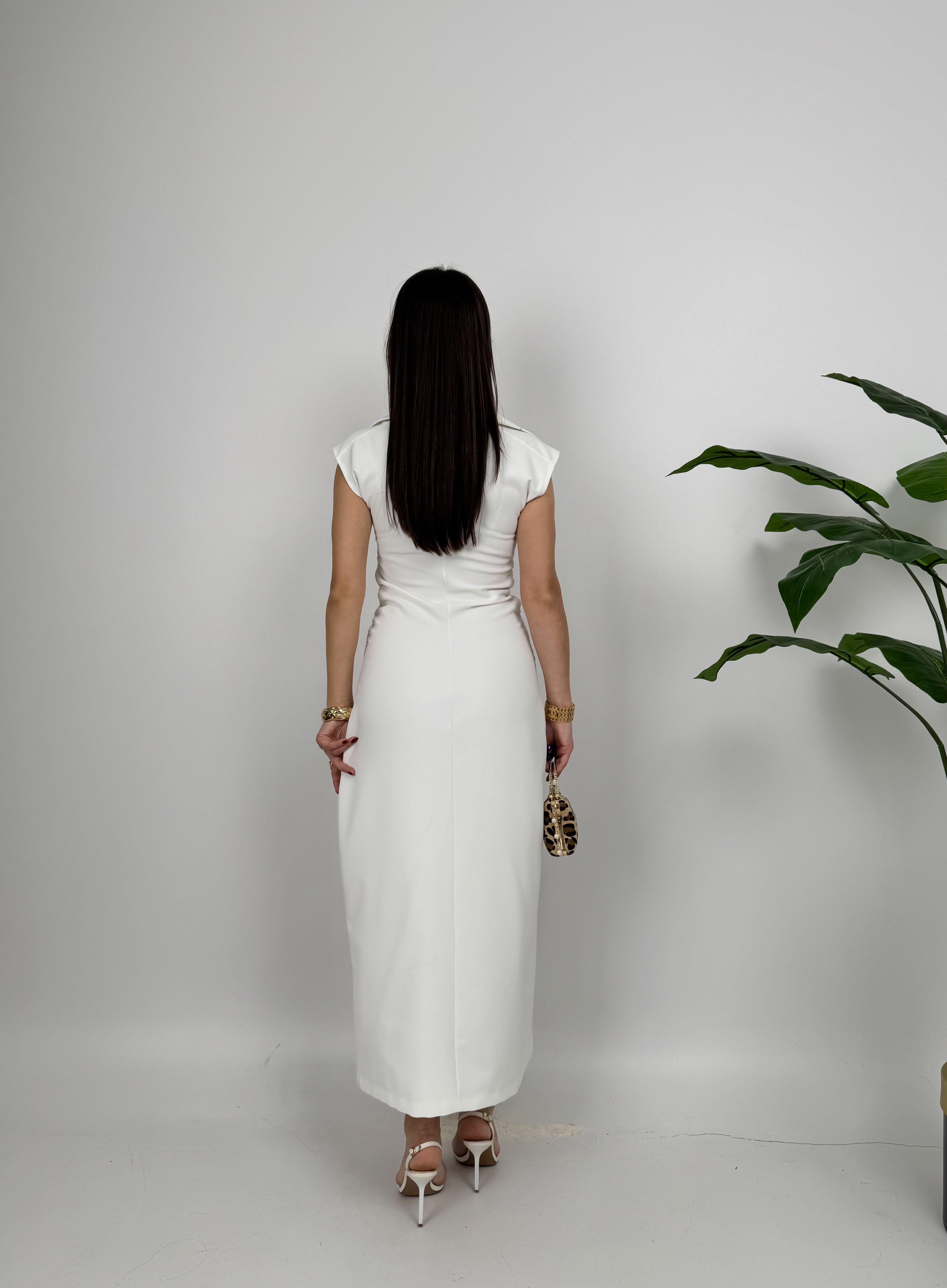 3026 ÖNDEN DÜĞMELİ ELBİSE