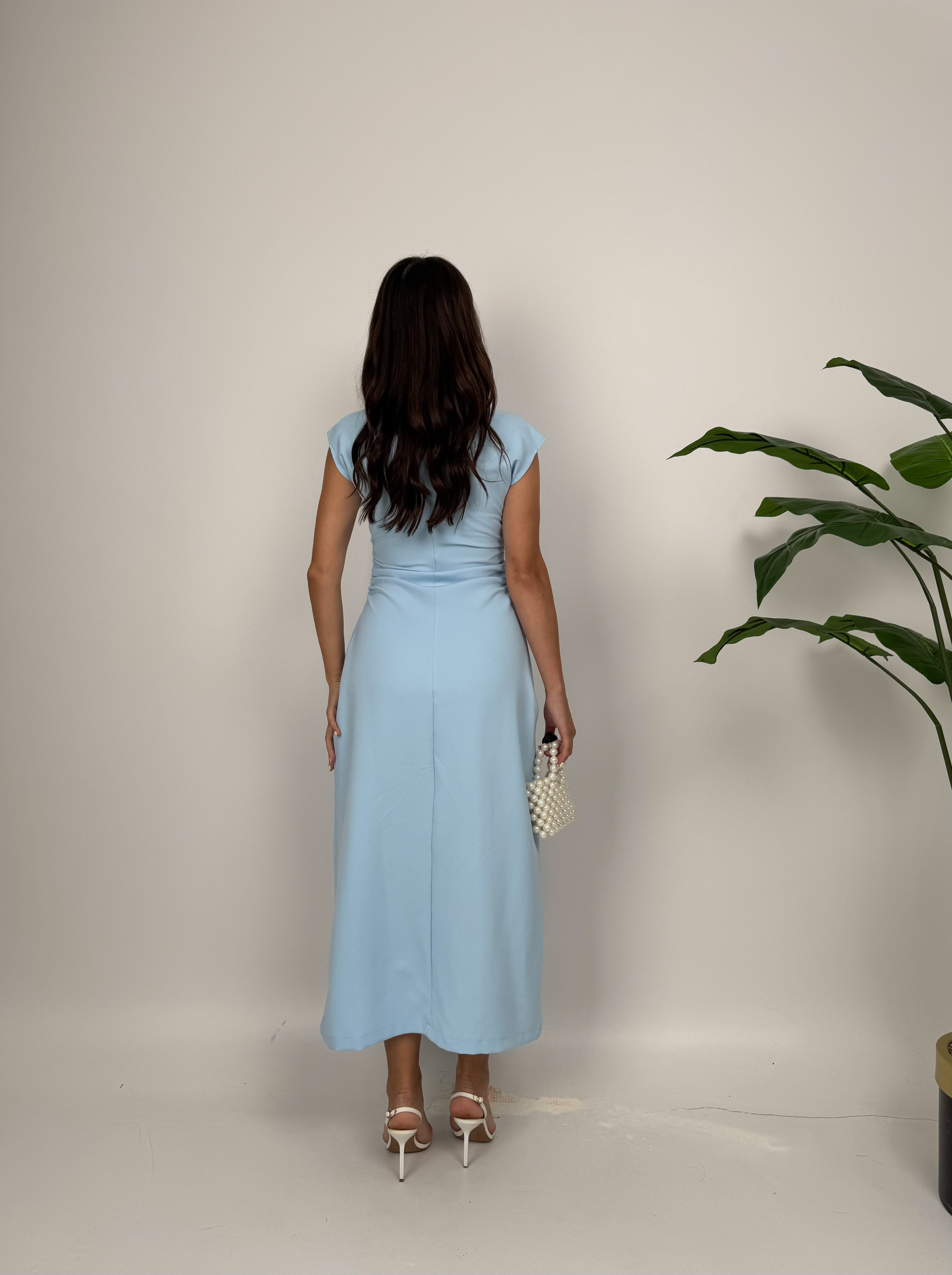 3026 ÖNDEN DÜĞMELİ ELBİSE