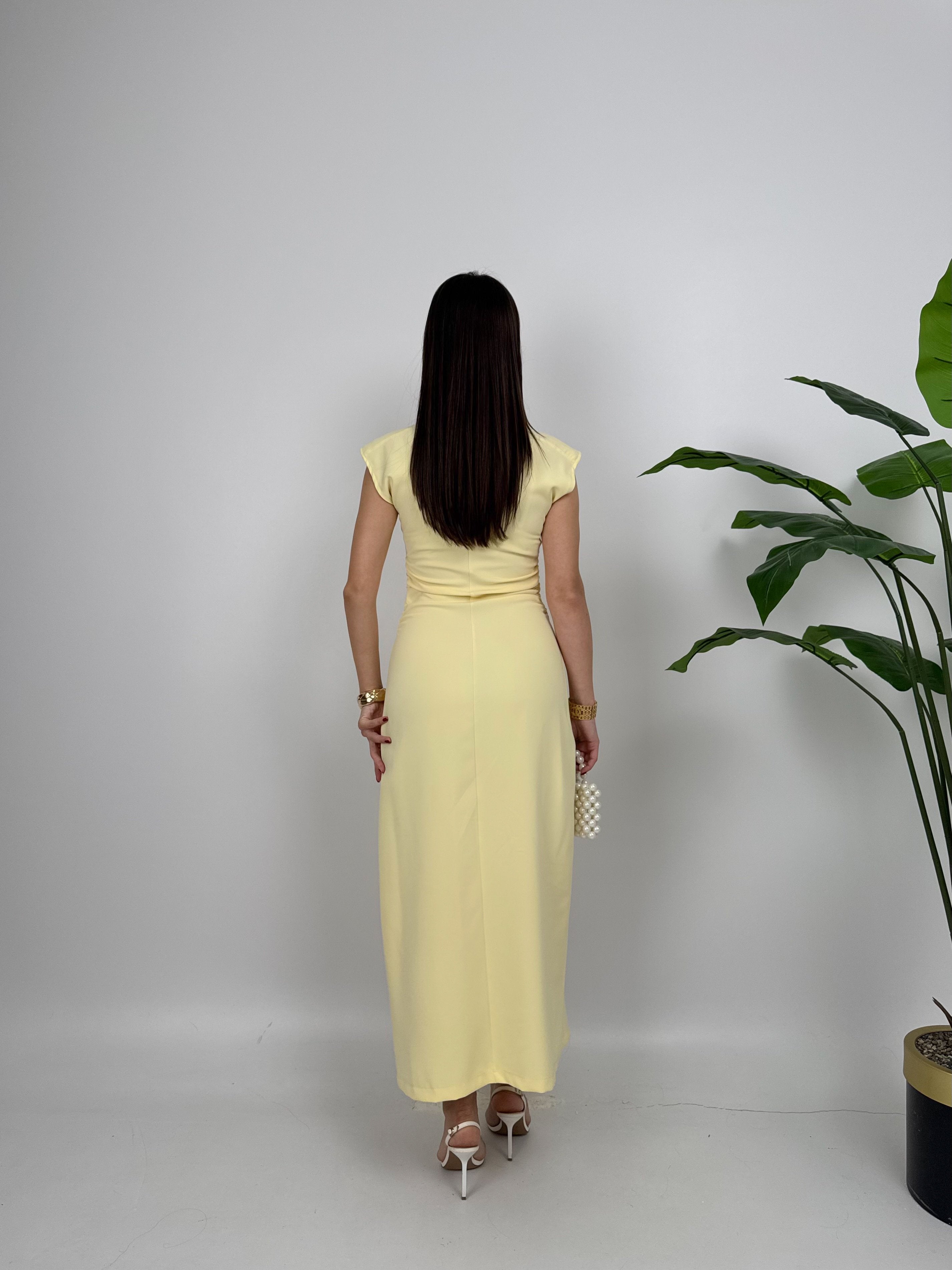 3026 ÖNDEN DÜĞMELİ ELBİSE