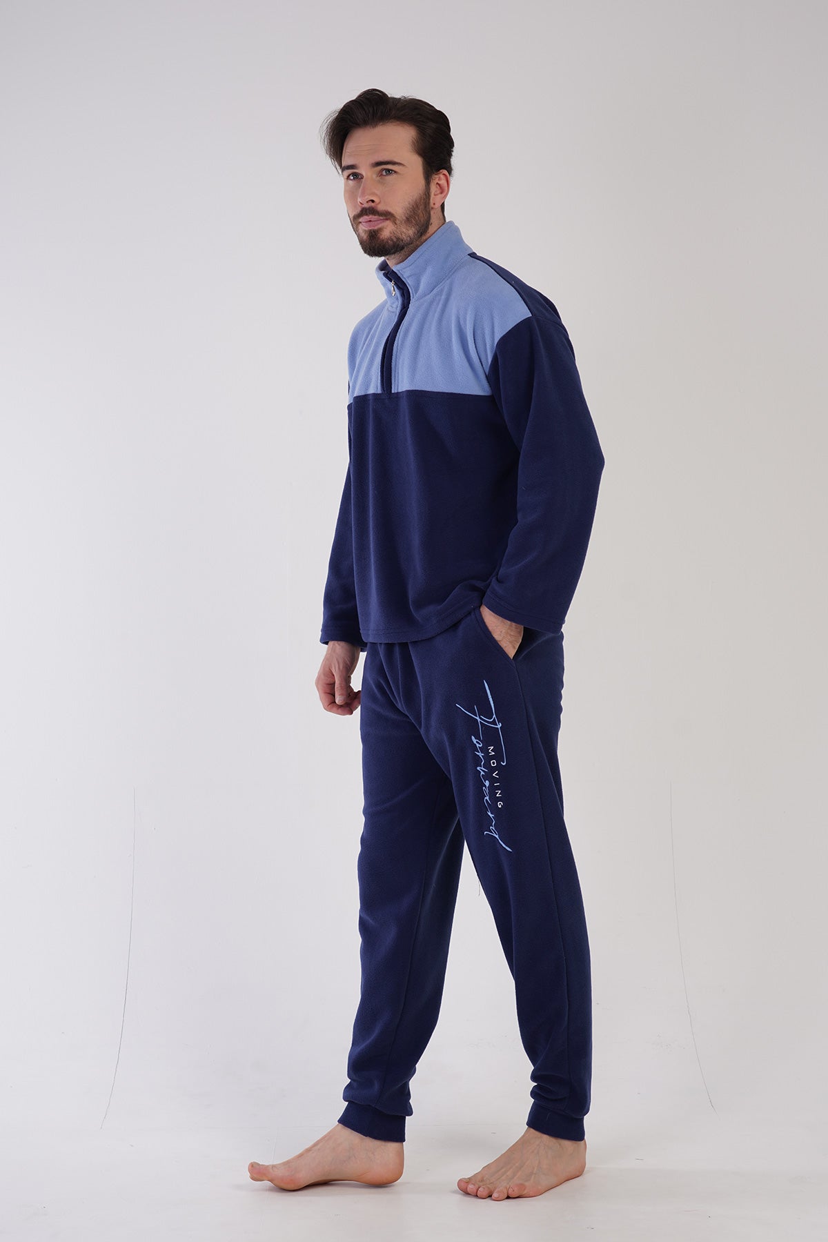 CEPLI ERKEK POLAR YAKALI DUSUK OMUZLU UZUN KOL MANSETLI PIJAMA TAKIM