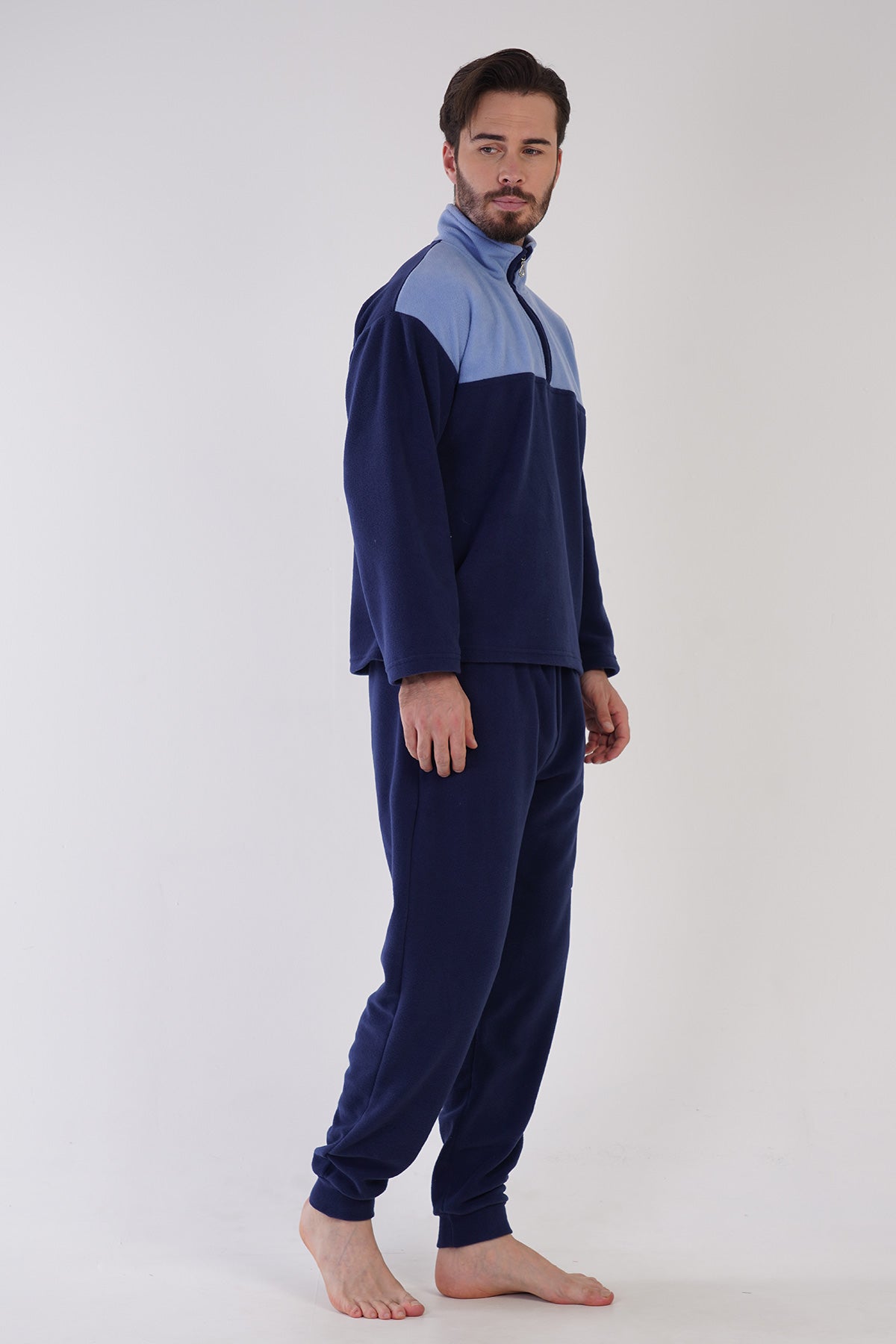 CEPLI ERKEK POLAR YAKALI DUSUK OMUZLU UZUN KOL MANSETLI PIJAMA TAKIM