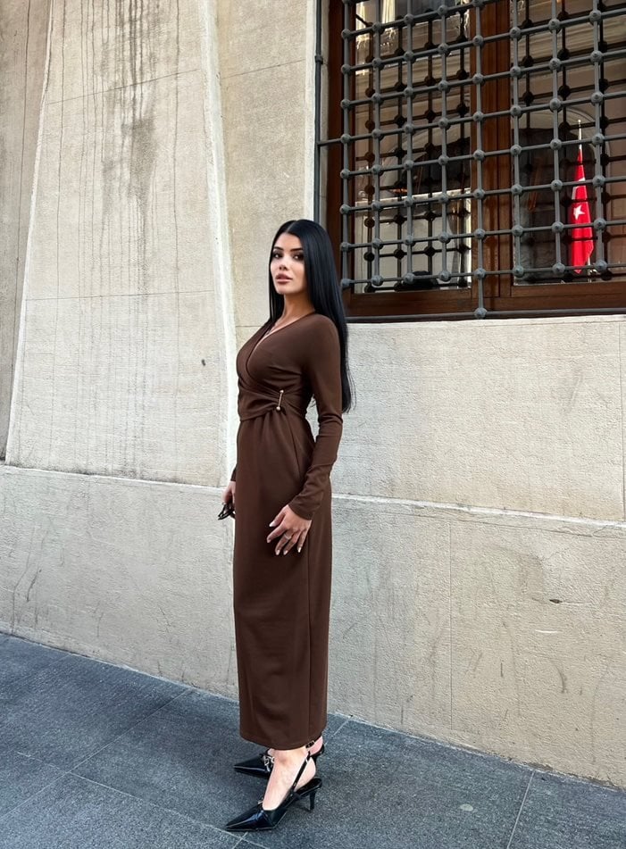 3058 ÖNÜ PİLELİ ELBİSE