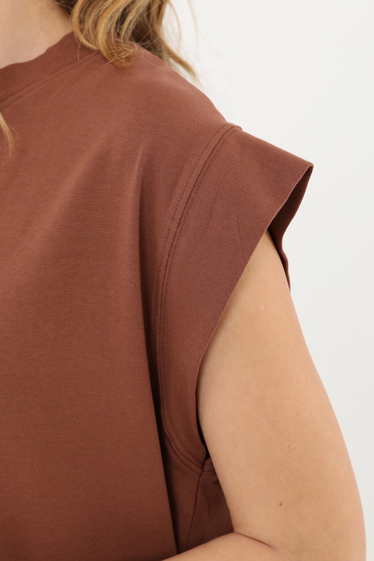 Kadın Basic Kolsuz T-shirt - 30725TUN