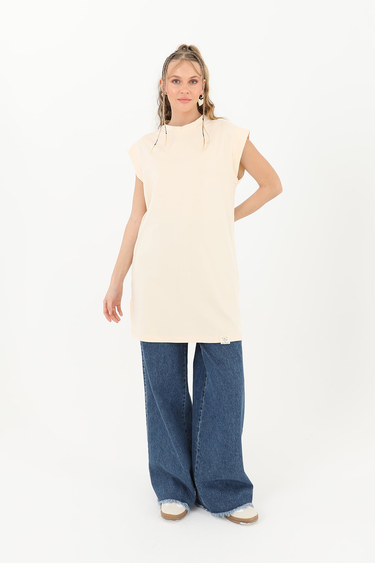 Kadın Basic Kolsuz T-shirt - 30725TUN - BEIGE