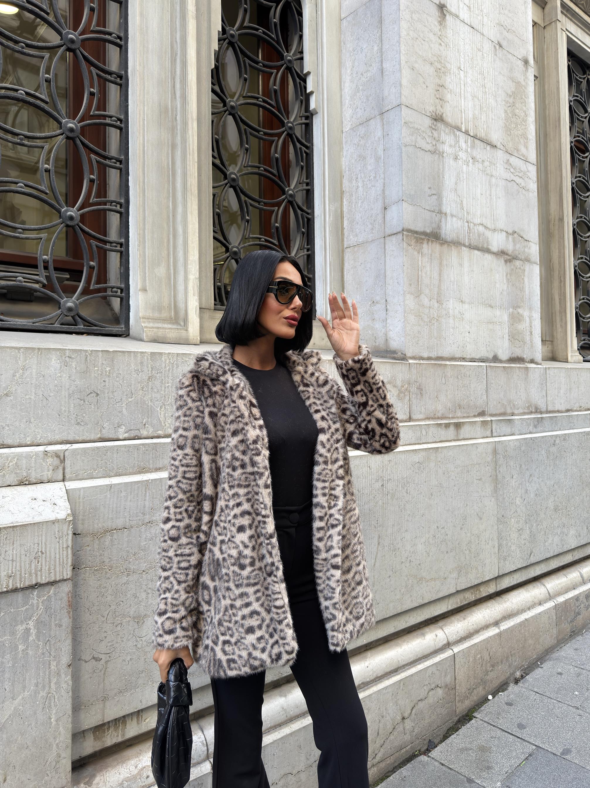 3097 LEOPARD FUR