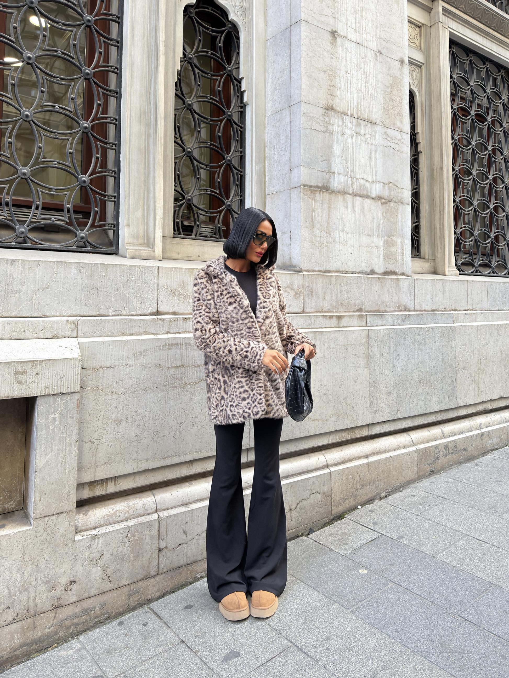 3097 LEOPARD FUR