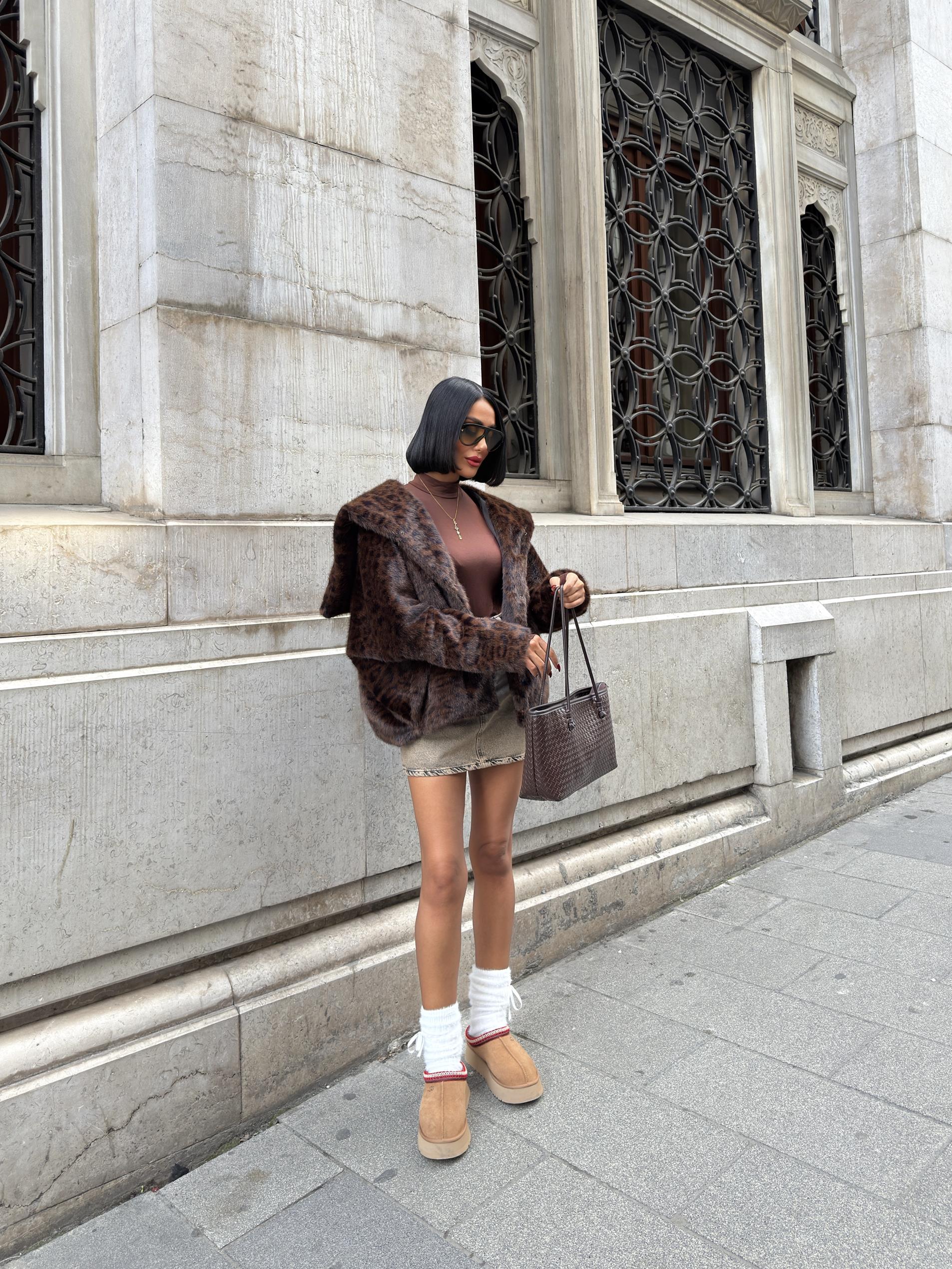 3098 HOODED LEOPARD FUR