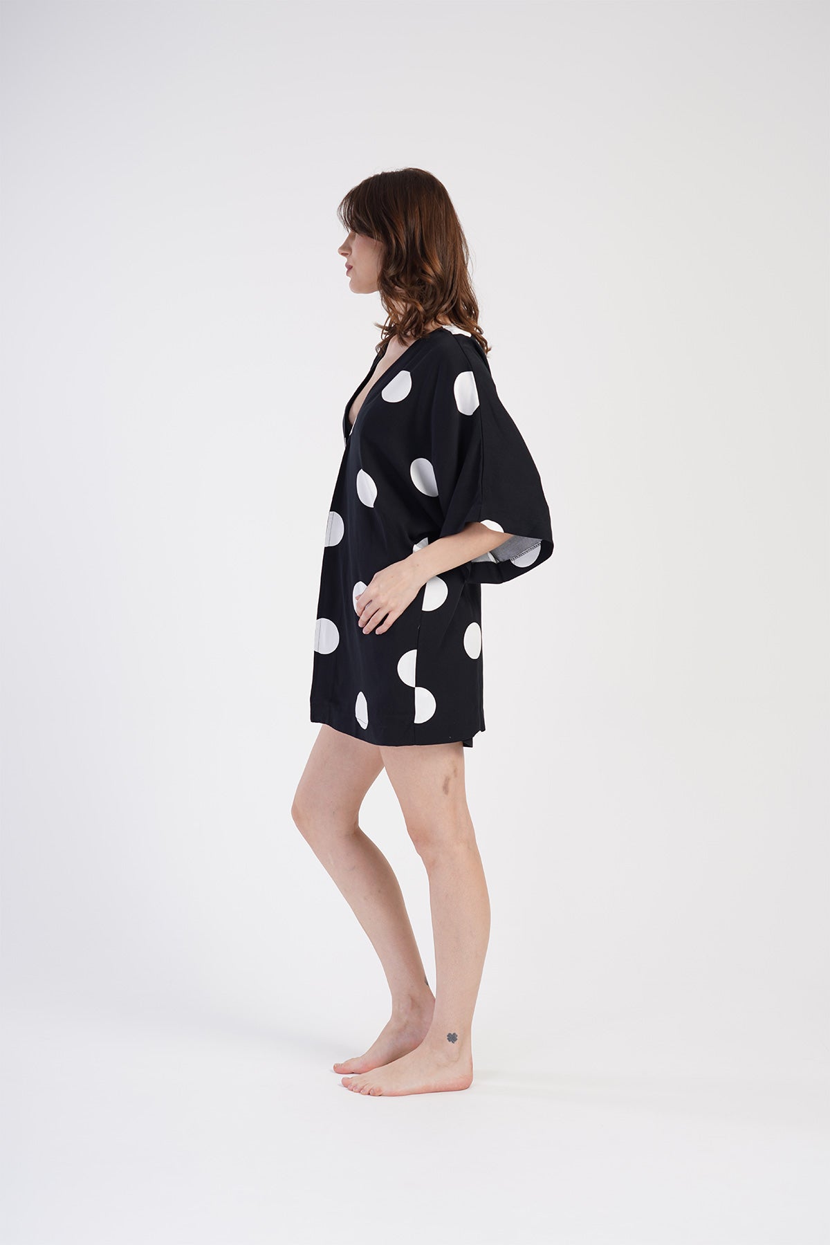 KADIN BELMANDO YARASA KISA KOL SABAHLIK+ETEGI OVAL CEPLI SORT TAKIM