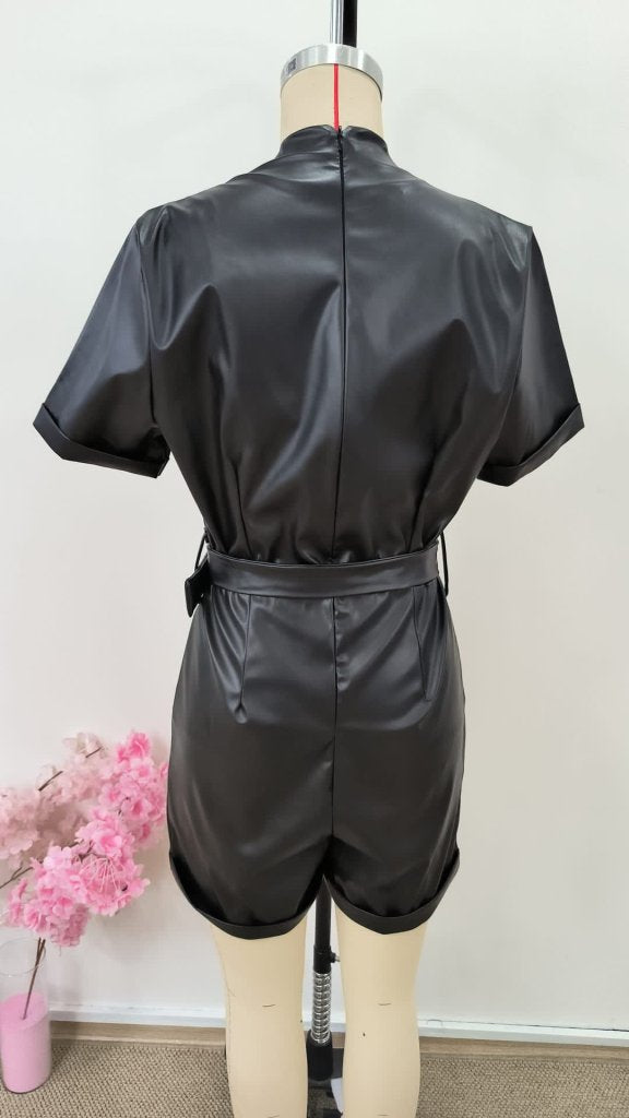 Kadın Kısa Kollu Kruvaze Yakalı Beli Kemerli Kısa Short Deri Tulum, 37175