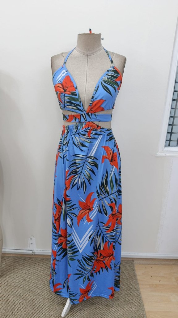 Women's Thin Strap Halter Neck V-Neck Slit Long Patterned Supreme Dress, 31350
