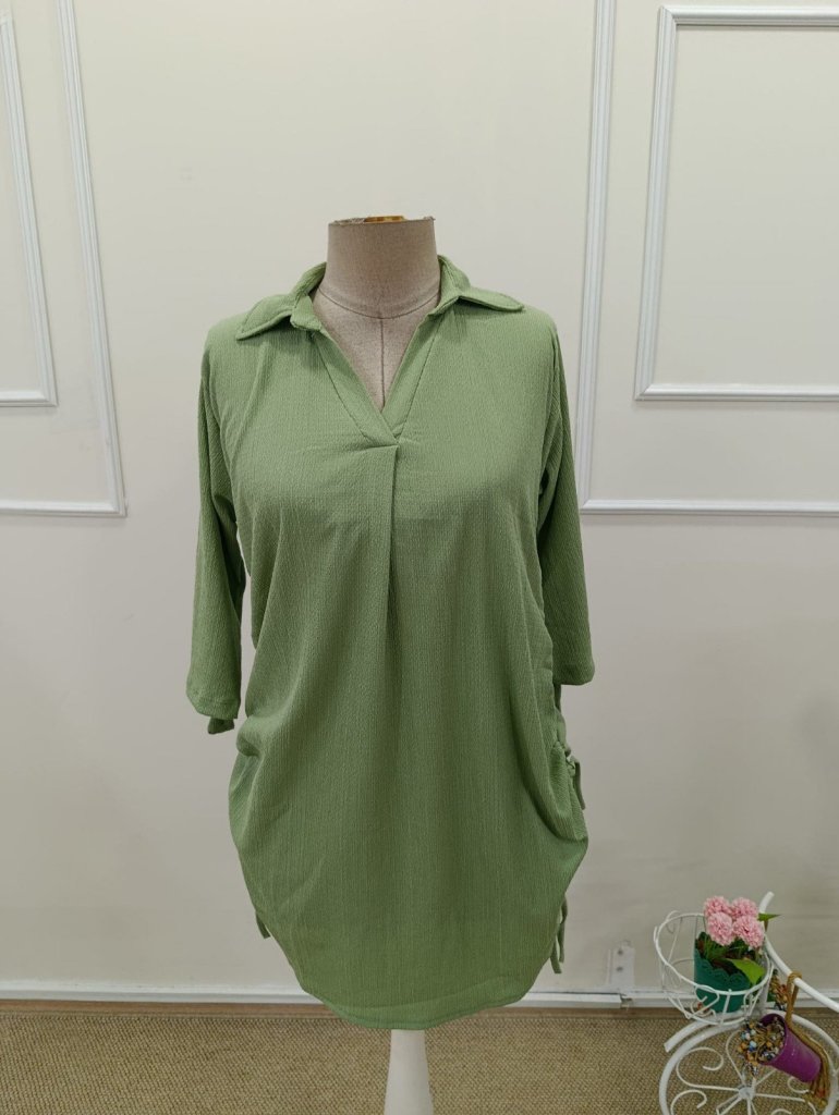 Women's Trocar Sleeve Front Buttoned Shirred Side Short Crepe Dress, 32329