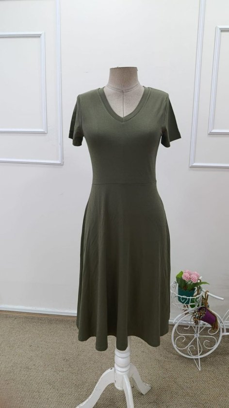Women's Short Sleeve V-Neck Flared Midi Viscose Dress, 32608