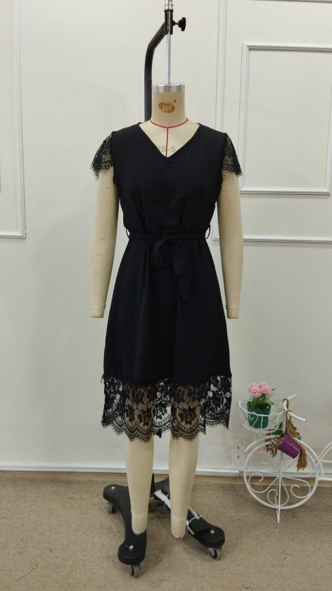 Women's Short Sleeve V-Neck Belted Lace Detail Short Aerobin Dress, 32995