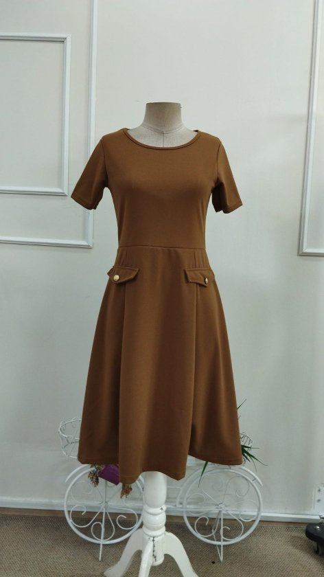 Women's Short Sleeve Crew Neck Midi Crepe Dress with Pocket Details, 33947