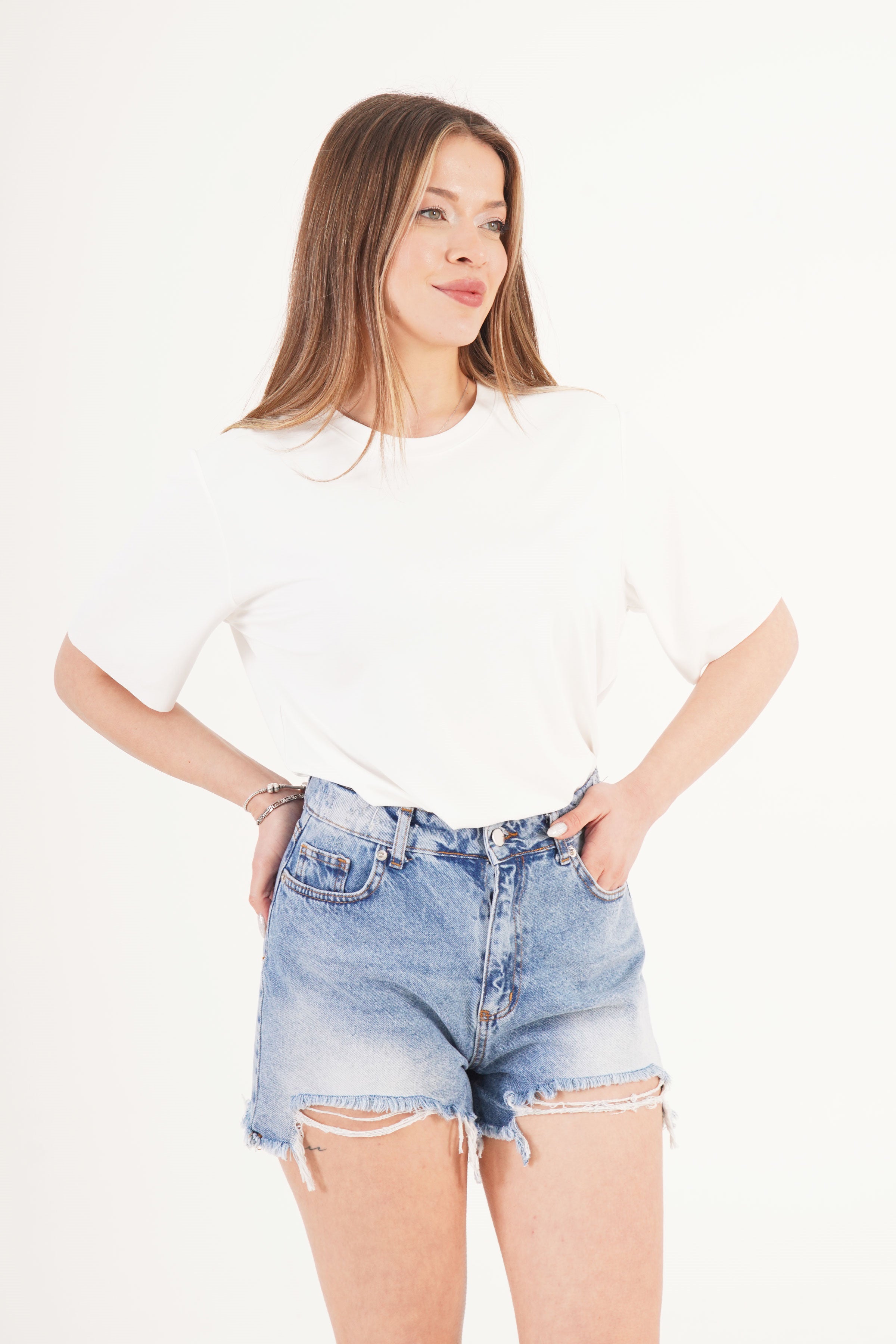 Yüksek Bel Kavisli Distressed Toptan Denim Şort