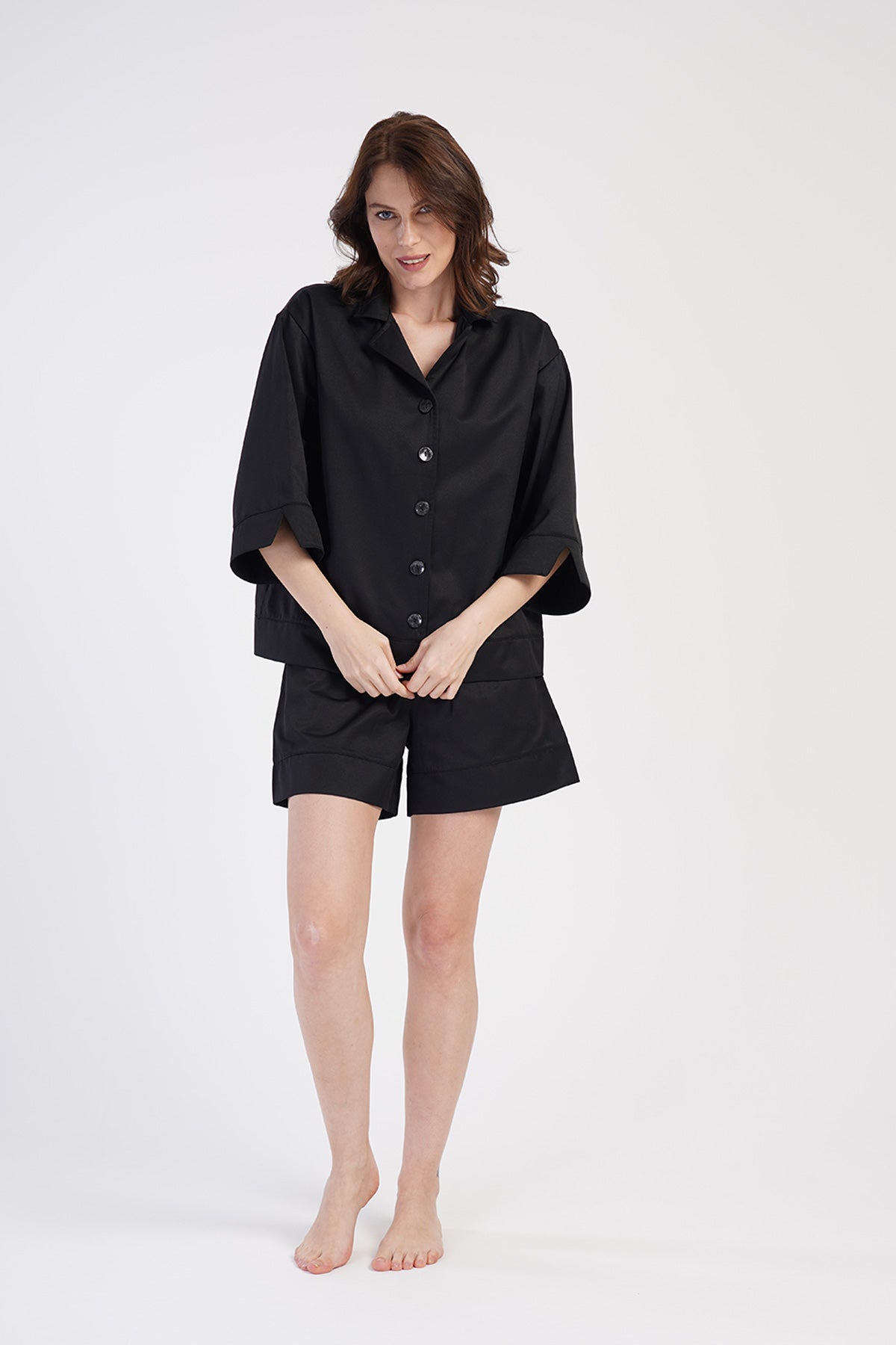 KADIN OXFORD GOMLEK YAKA TAMAMI DUGMELI 7/8KOL CEPLI SORT TAKIM