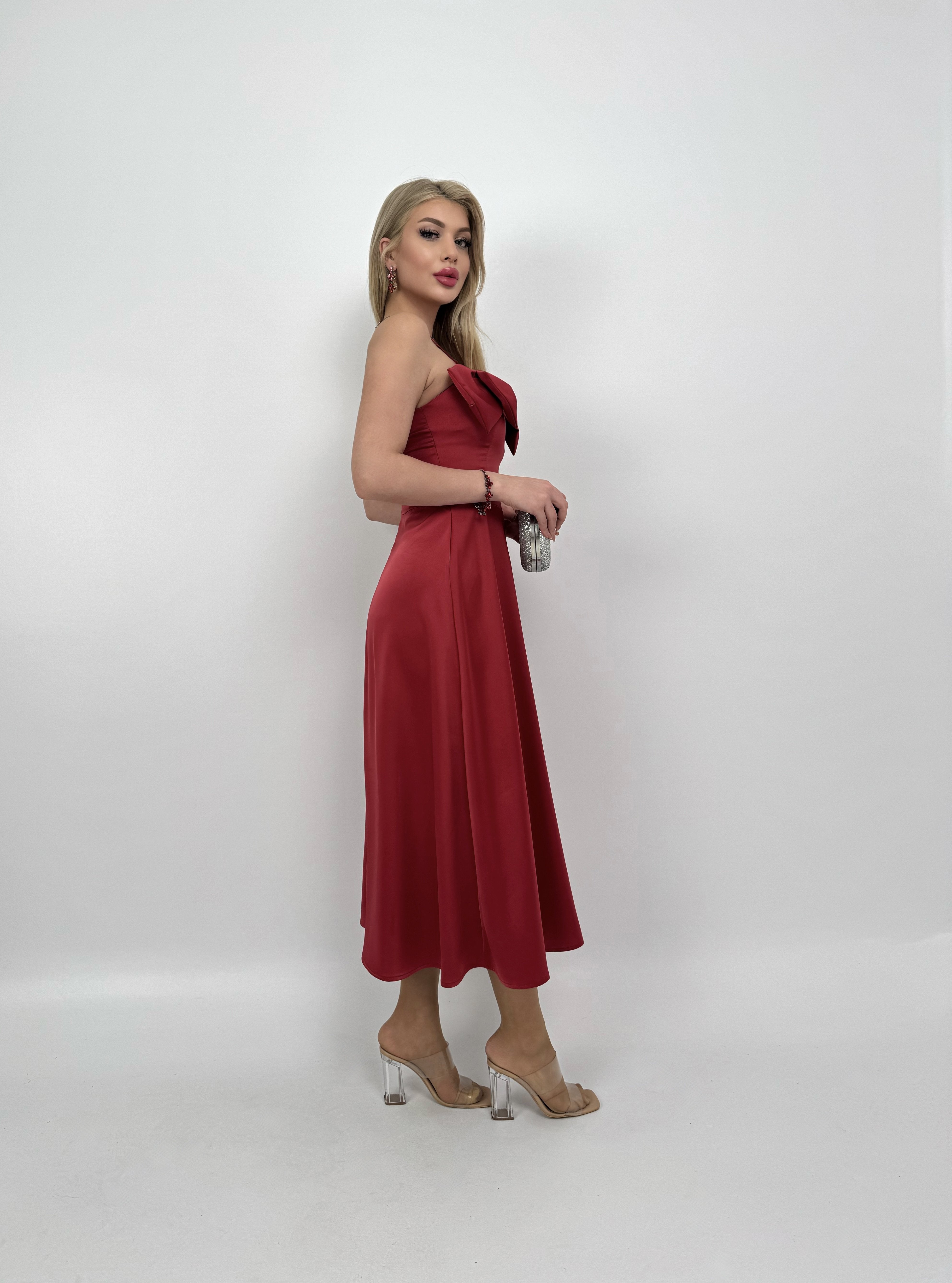 4015 ÖN KURDELA MİDİ ELBİSE