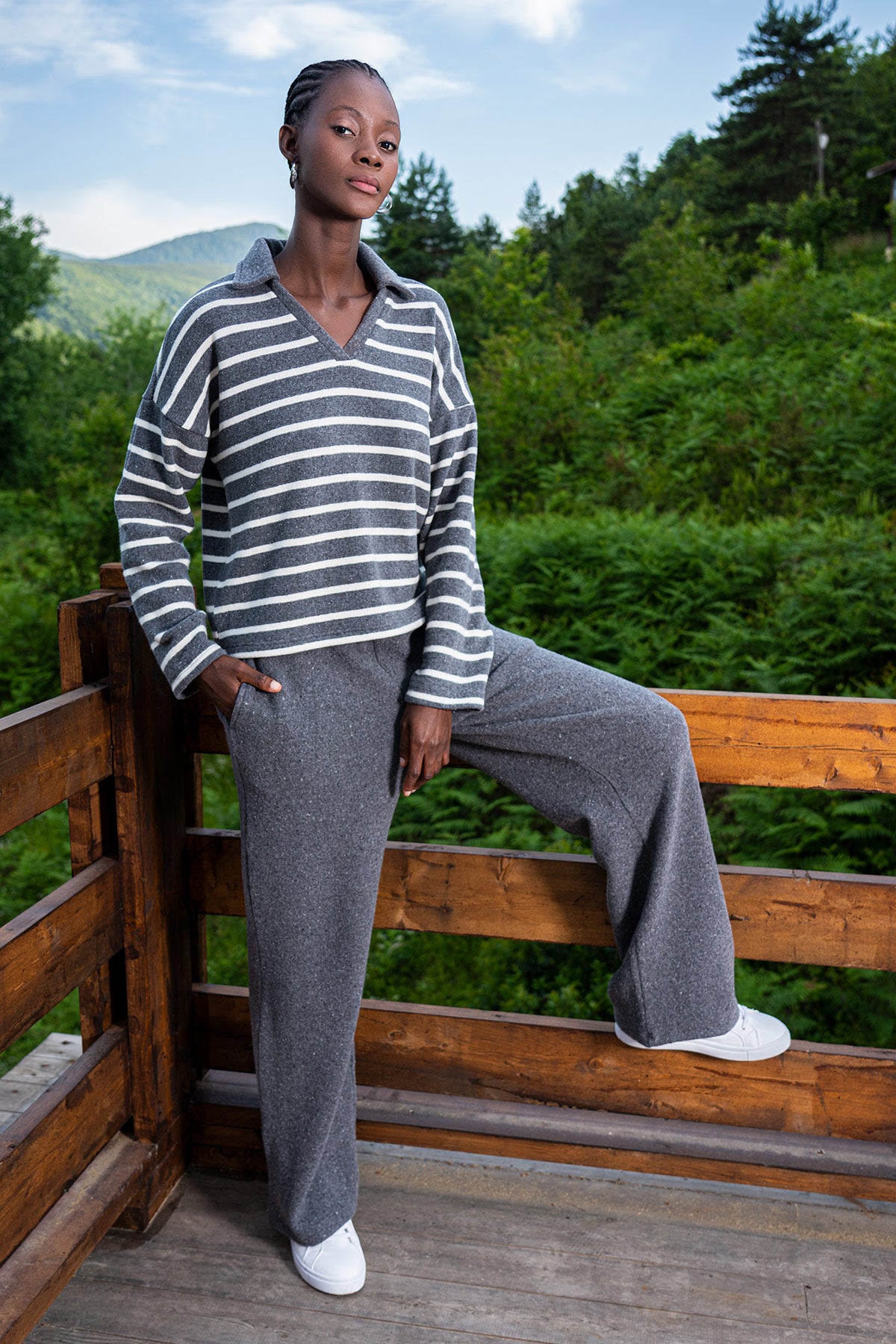 KADIN LYC REJENERE SUPREM XXL GOMLEK V YAKA DUSUK OMUZLU UZUN KOL CEPLI PANTOLON TAKIM