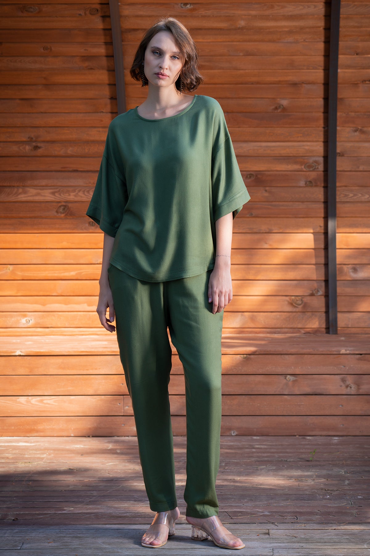 KADIN VISCON XXL KAYIK YAKA DUSUK OMUZLU 3/4KOL CEPLI PANTOLON TAKIM