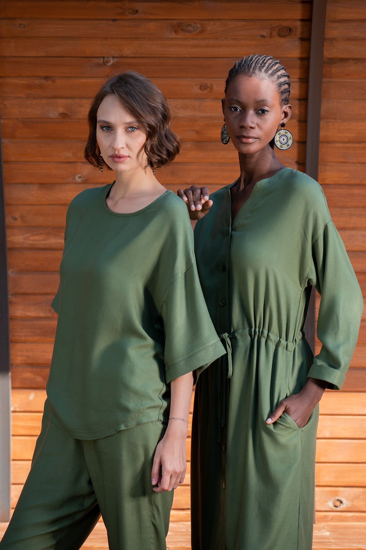 KADIN VISCON XXL KAYIK YAKA DUSUK OMUZLU 3/4KOL CEPLI PANTOLON TAKIM