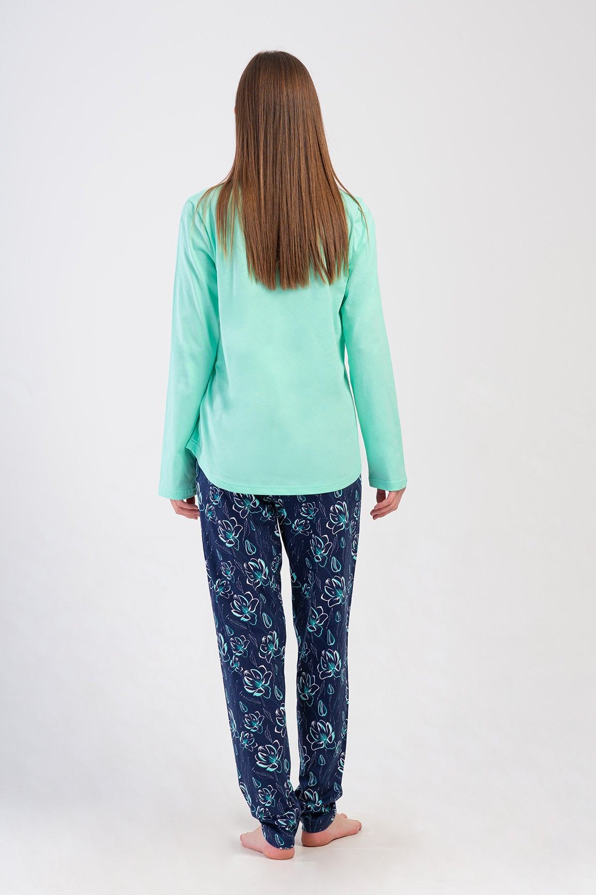 KADIN P.SUPREM XXL O YAKA UZUN KOL ETEGI OVAL PIJAMA TAKIM