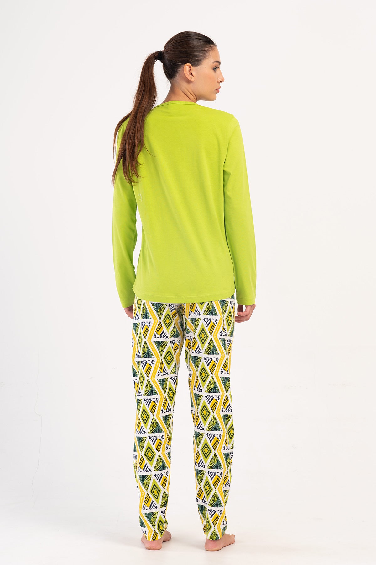 KADIN P.SUPREM XXL O YAKA UZUN KOL ETEGI OVAL PIJAMA TAKIM - YESIL