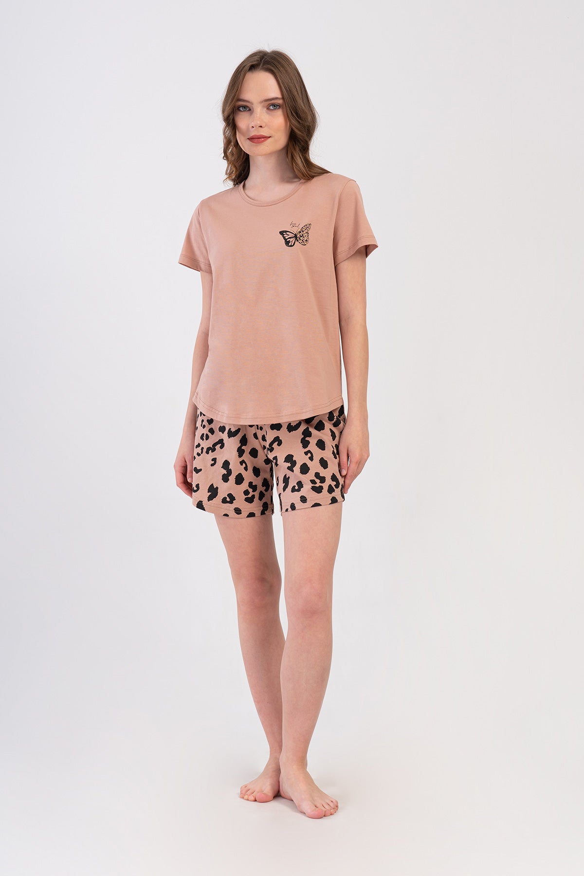 KADIN P.SUPREM O YAKA KISA KOL ETEGI OVAL SORT TAKIM