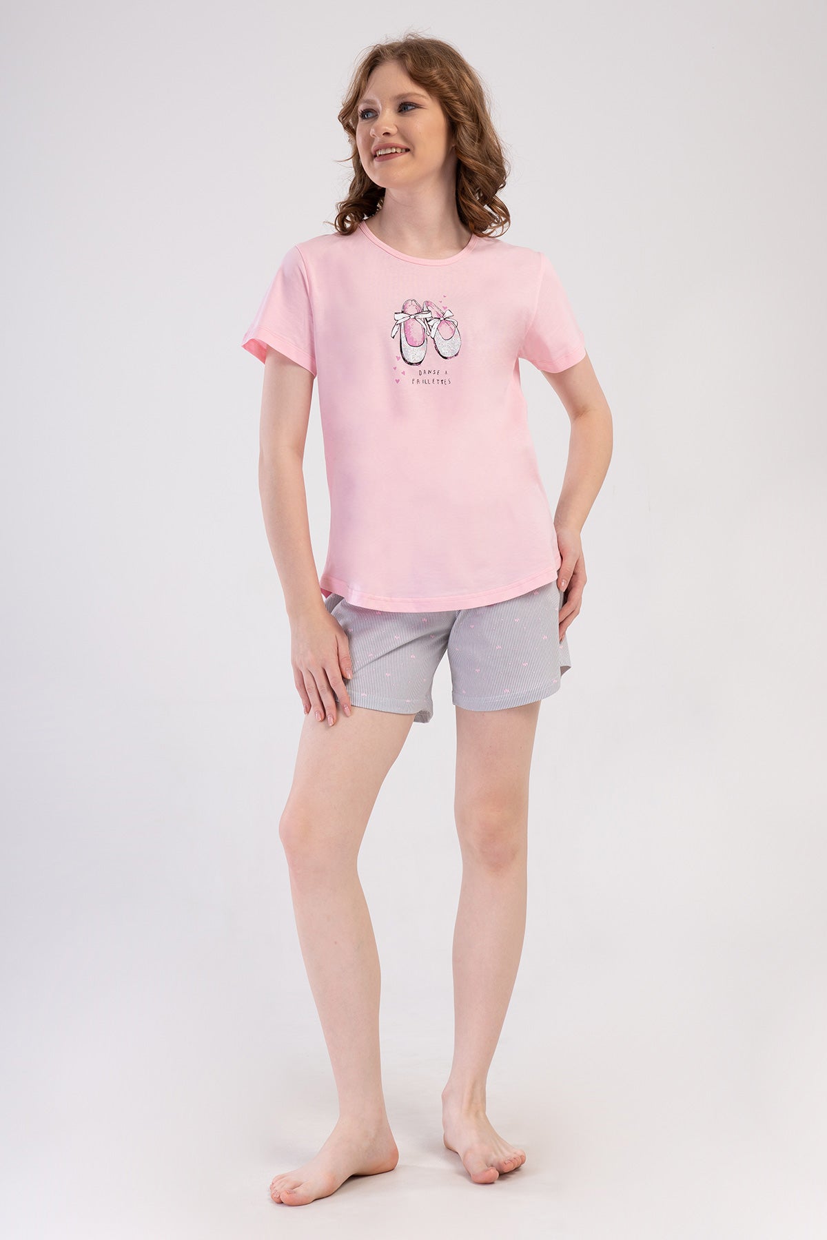 KADIN P.SUPREM O YAKA KISA KOL ETEGI OVAL SORT TAKIM