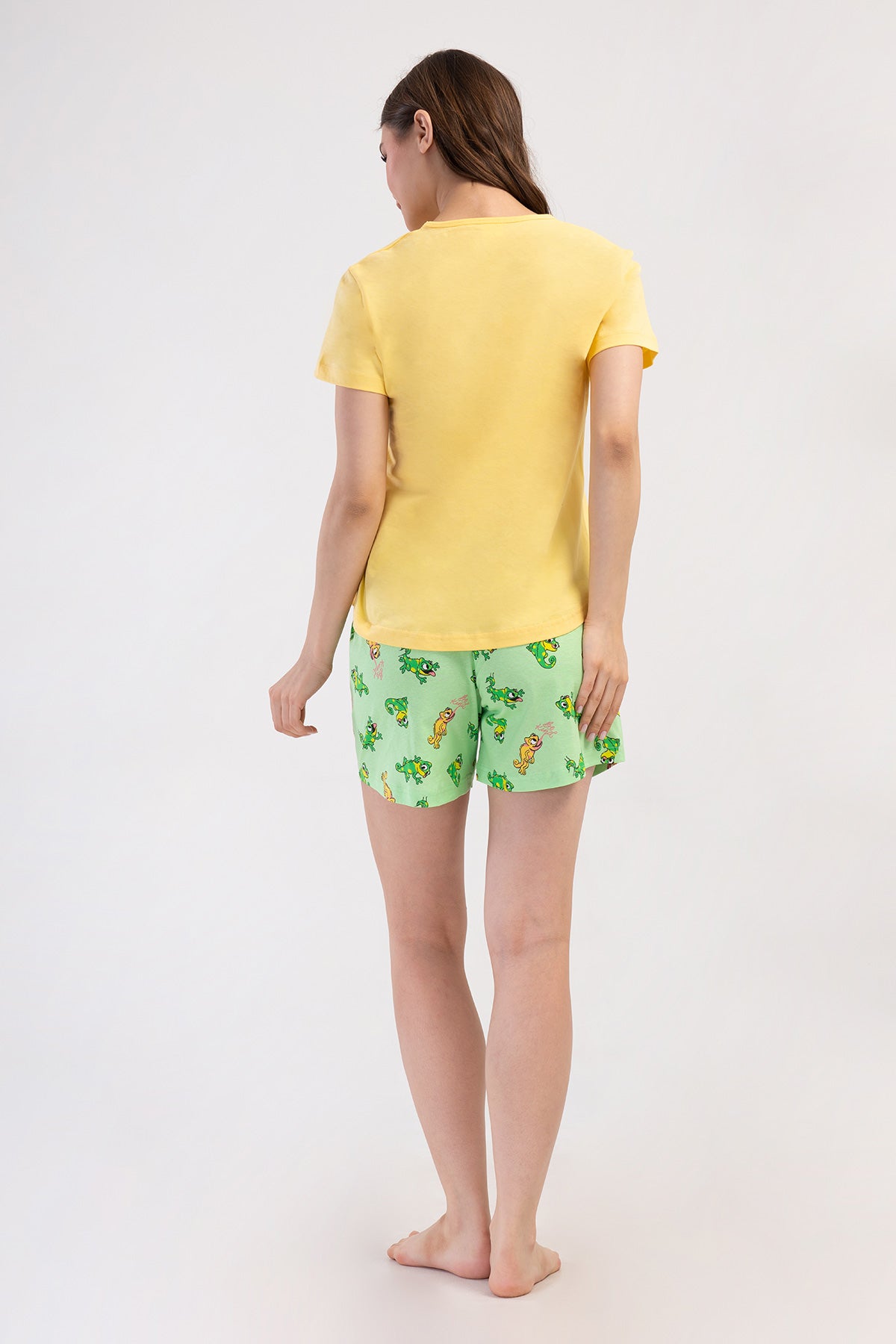 KADIN P.SUPREM O YAKA KISA KOL ETEGI OVAL SORT TAKIM