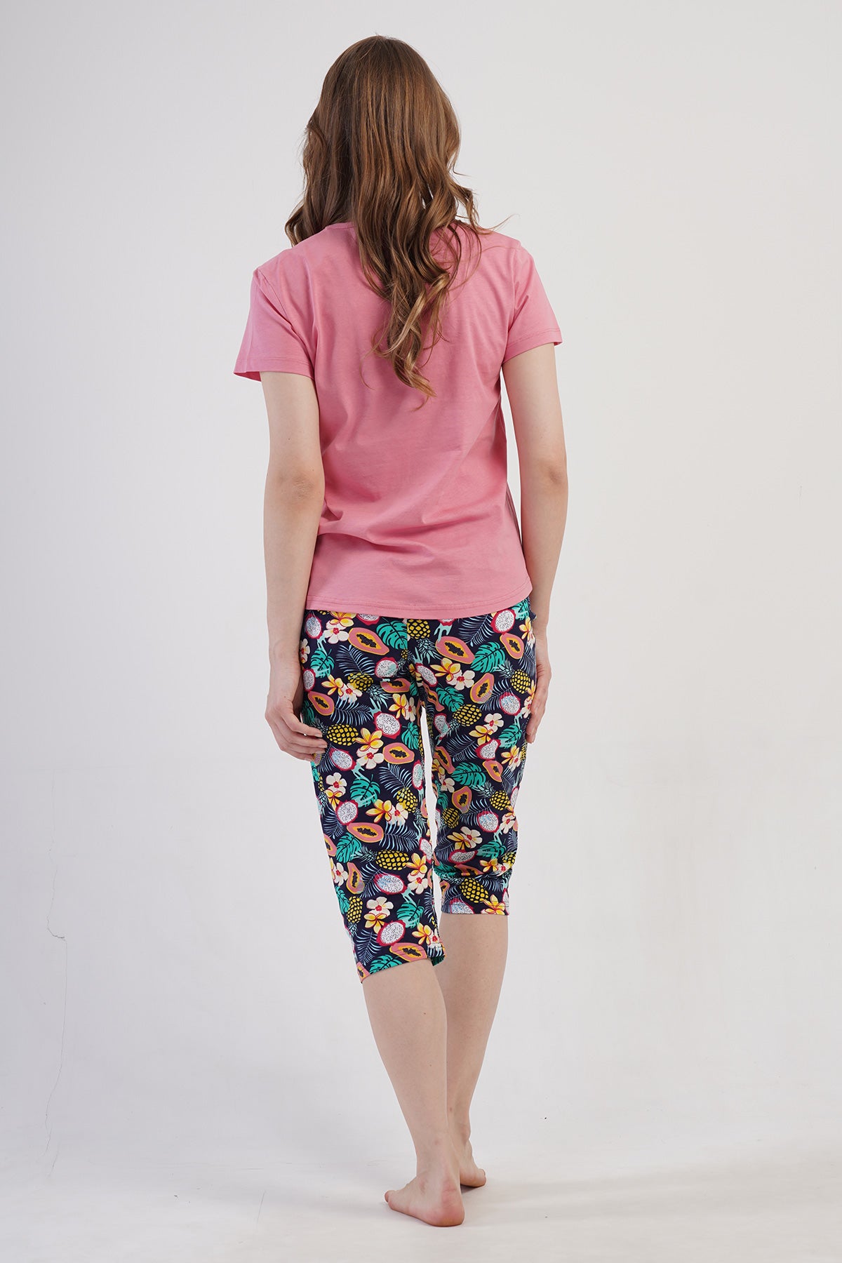 KADIN P.SUPREM O YAKA KISA KOL ETEGI OVAL KAPRI TAKIM