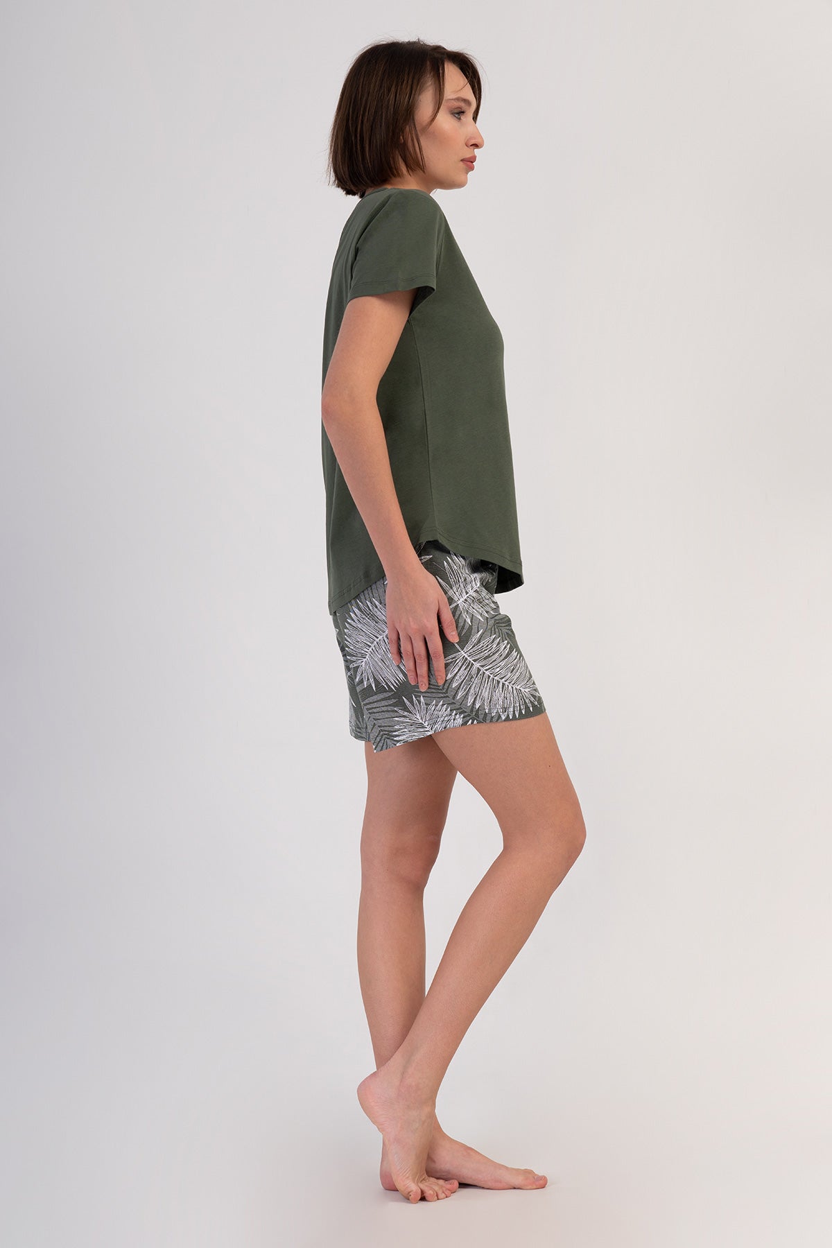 KADIN P.SUPREM O YAKA KISA KOL ETEGI OVAL SORT TAKIM