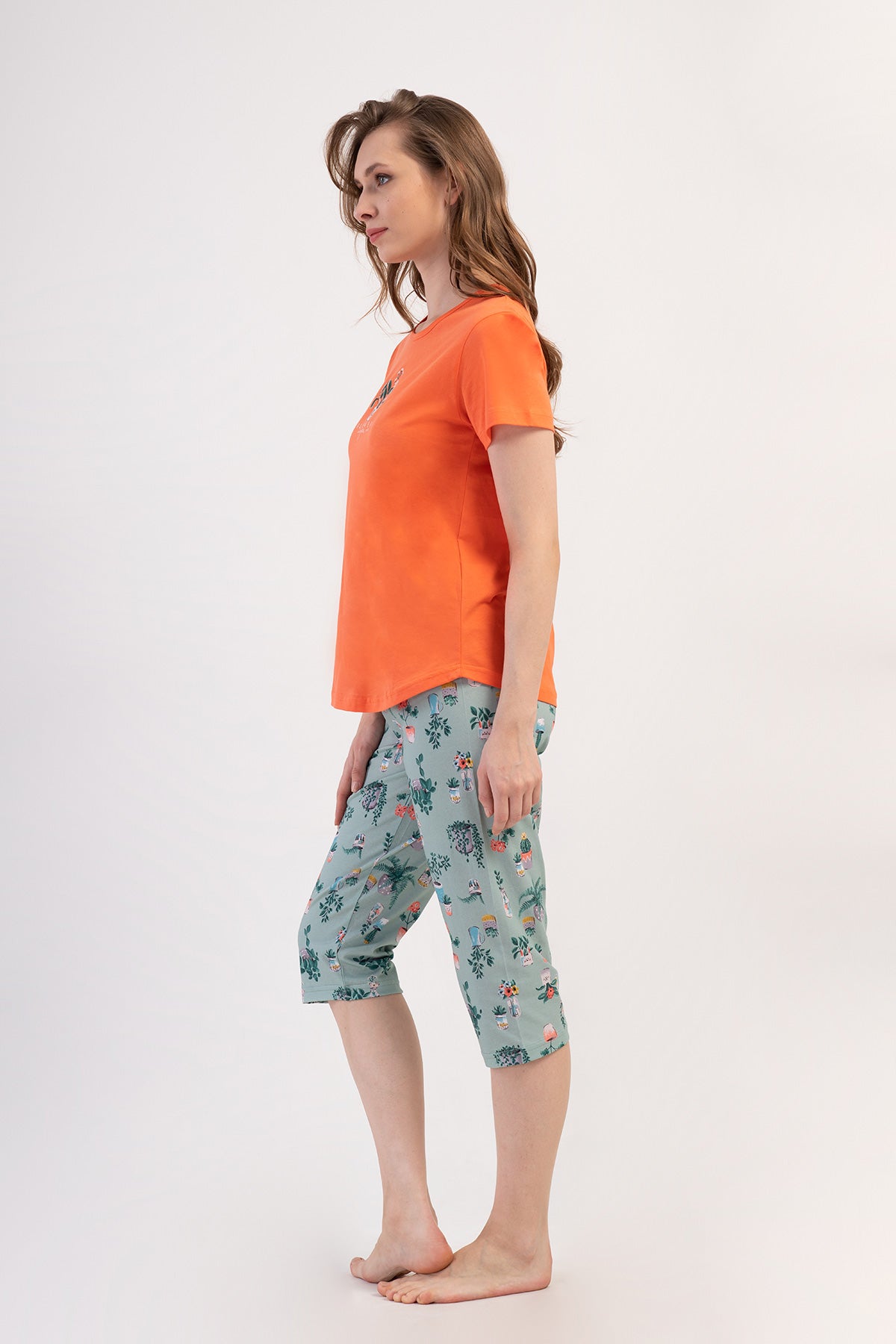 KADIN P.SUPREM O YAKA KISA KOL ETEGI OVAL KAPRI TAKIM