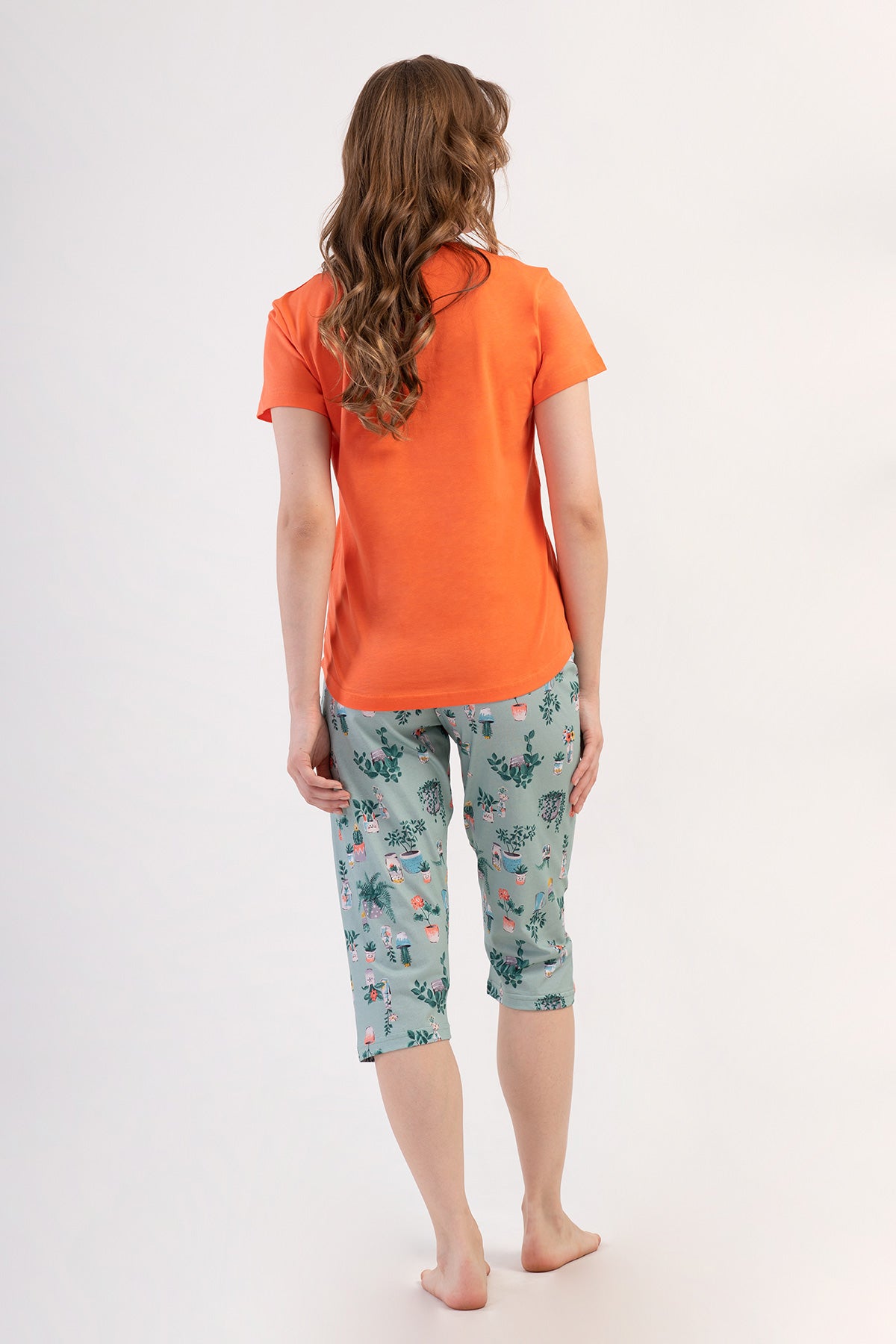 KADIN P.SUPREM O YAKA KISA KOL ETEGI OVAL KAPRI TAKIM