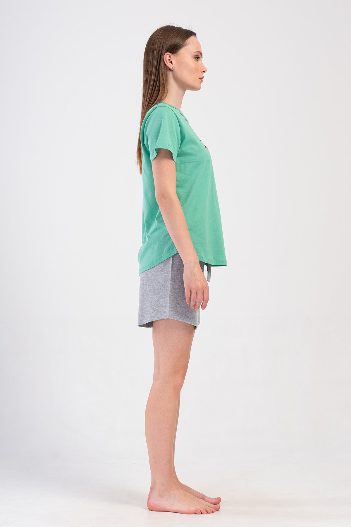 KADIN P.SUPREM O YAKA KISA KOL ETEGI OVAL SORT TAKIM