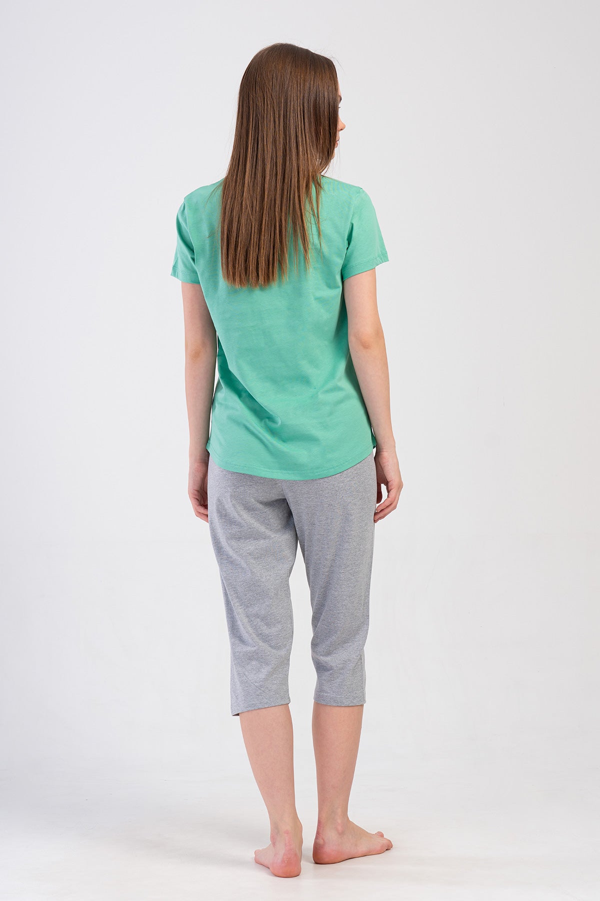 KADIN P.SUPREM O YAKA KISA KOL ETEGI OVAL KAPRI TAKIM