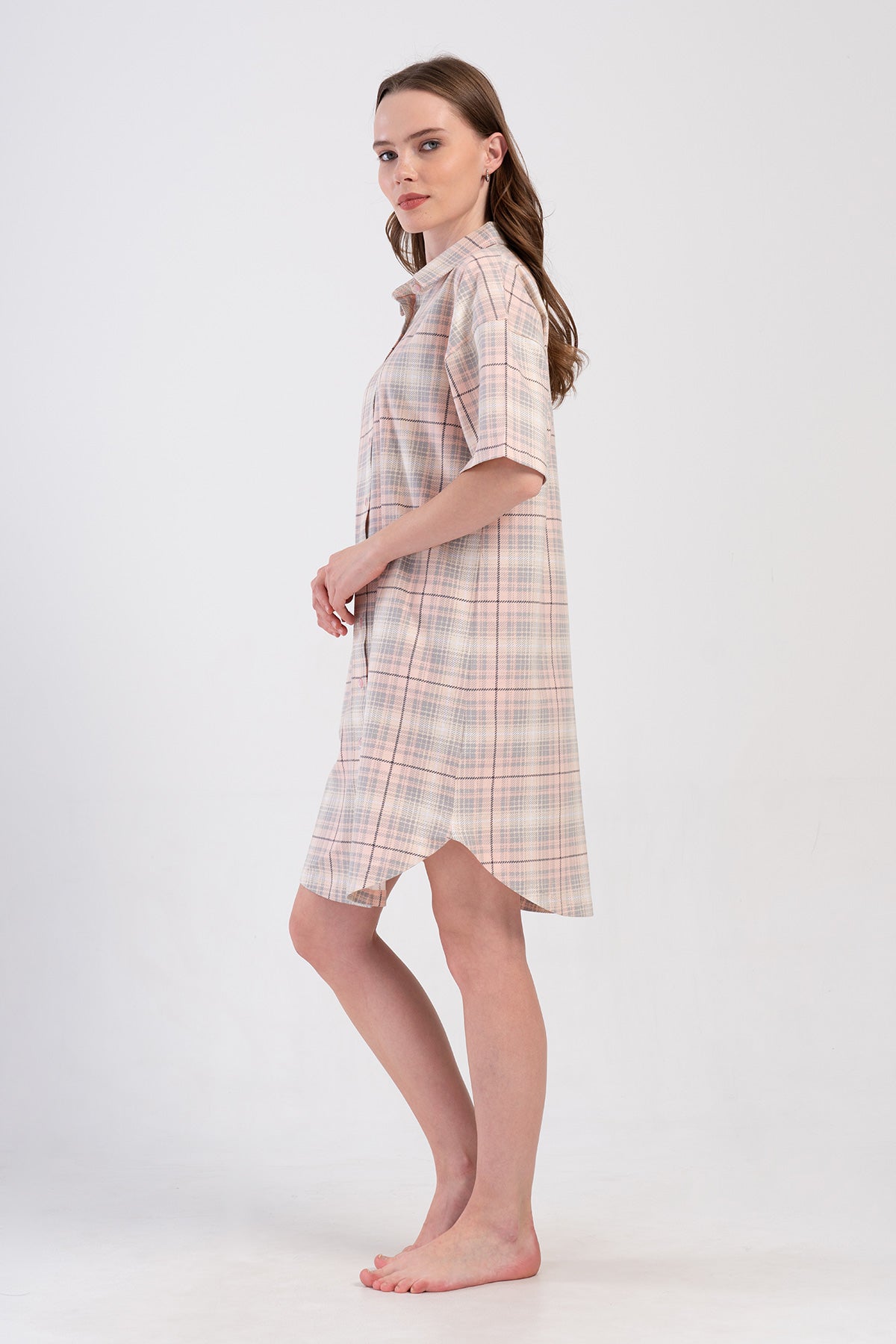 KADIN P.SUPREM DUSUK OMUZLU TAMAMI DUGMELI KISA KOL ETEGI OVAL GOMLEK TUNIK