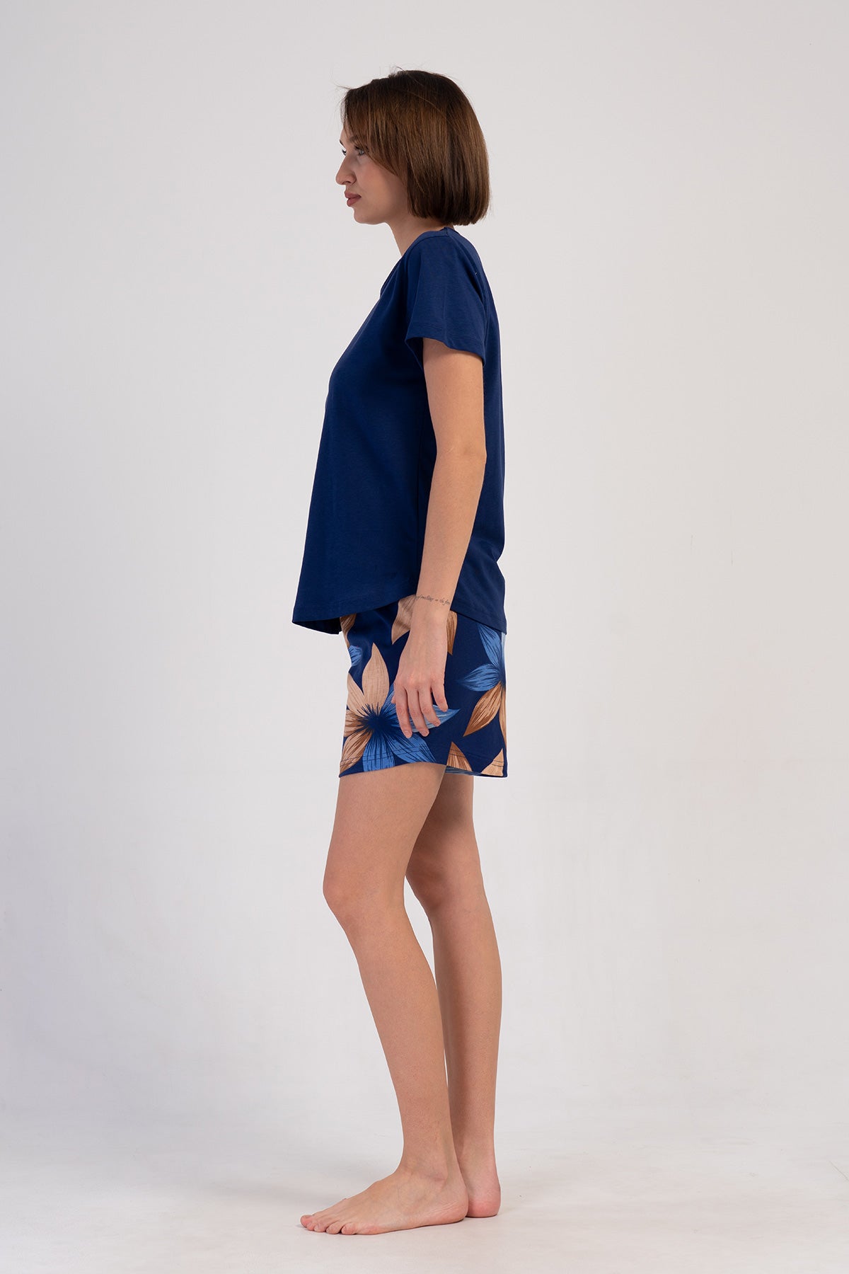 KADIN P.SUPREM XXL O YAKA KISA KOL ETEGI OVAL SORT TAKIM