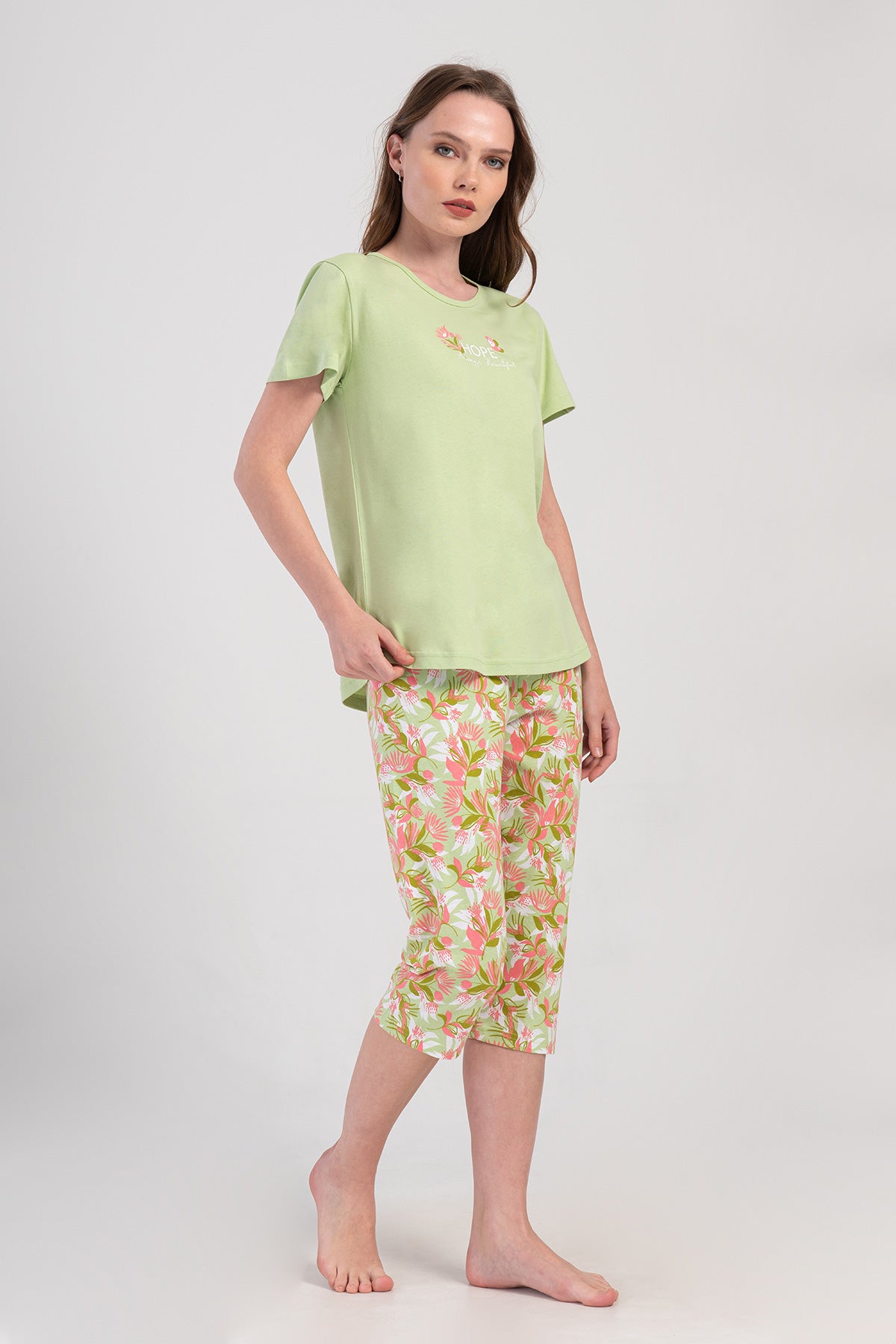 KADIN P.SUPREM O YAKA KISA KOL ETEGI OVAL KAPRI TAKIM