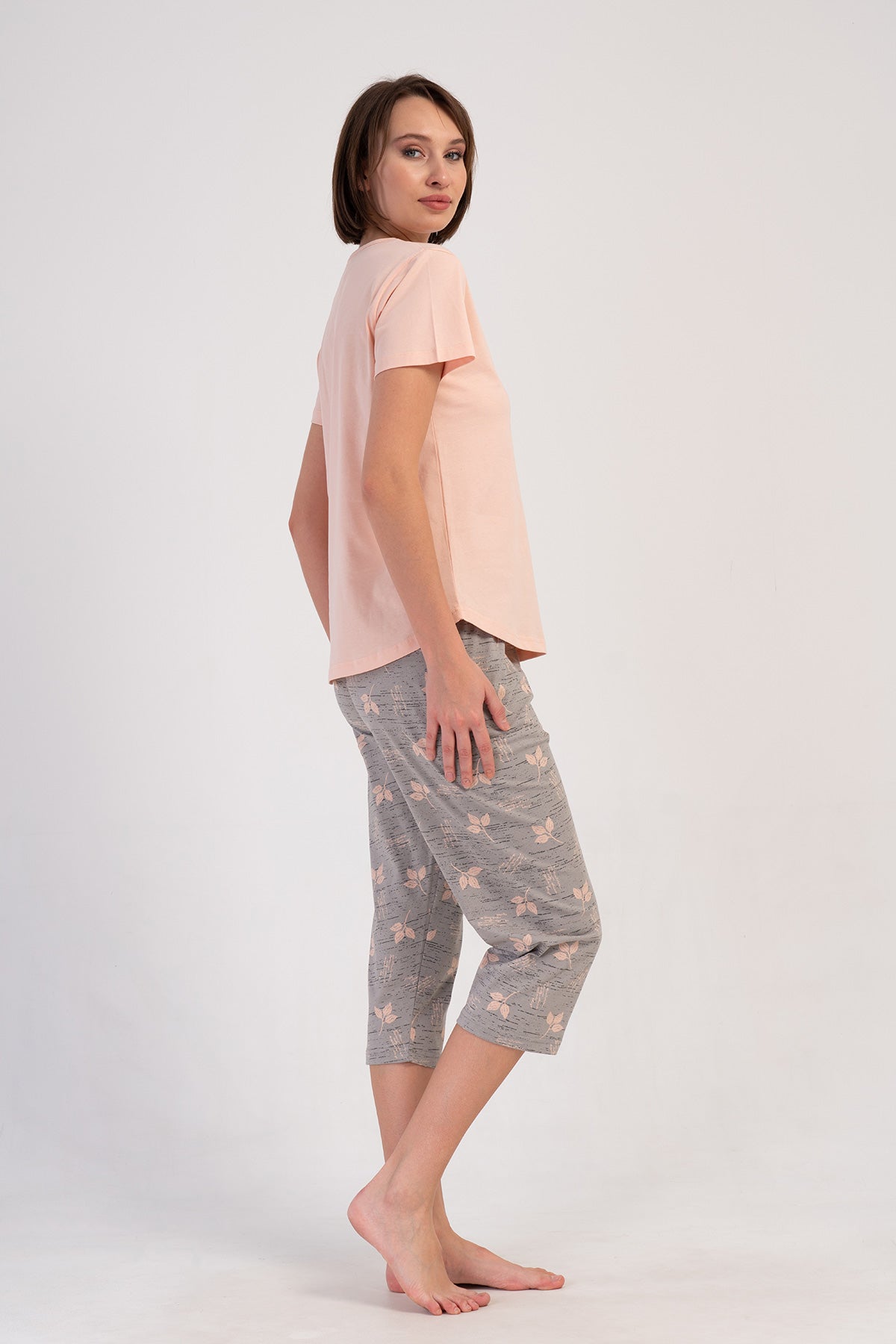 KADIN P.SUPREM O YAKA KISA KOL ETEGI OVAL KAPRI TAKIM