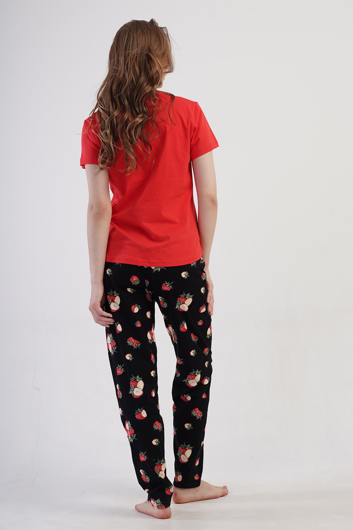 KADIN P.SUPREM XXL O YAKA KISA KOL ETEGI OVAL PIJAMA TAKIM - YENI KIRMIZI
