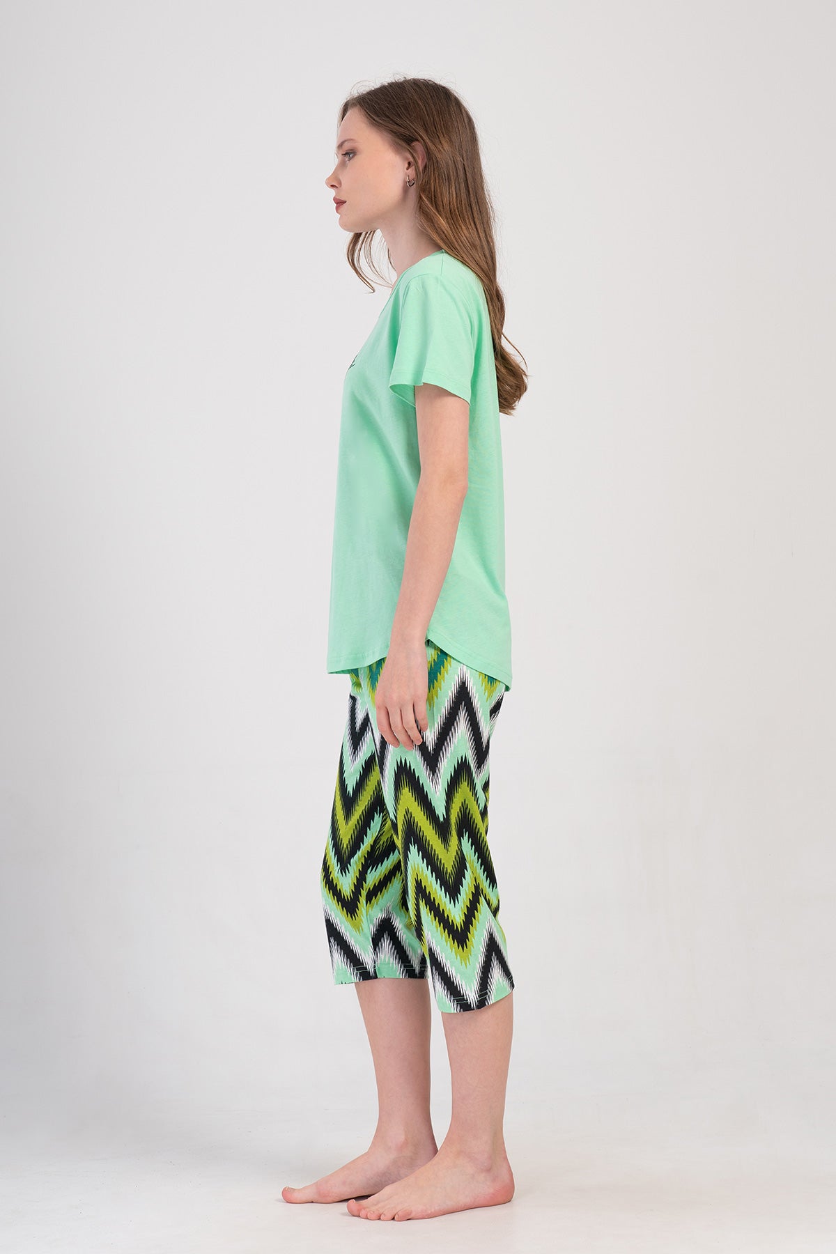 KADIN P.SUPREM O YAKA KISA KOL ETEGI OVAL KAPRI TAKIM