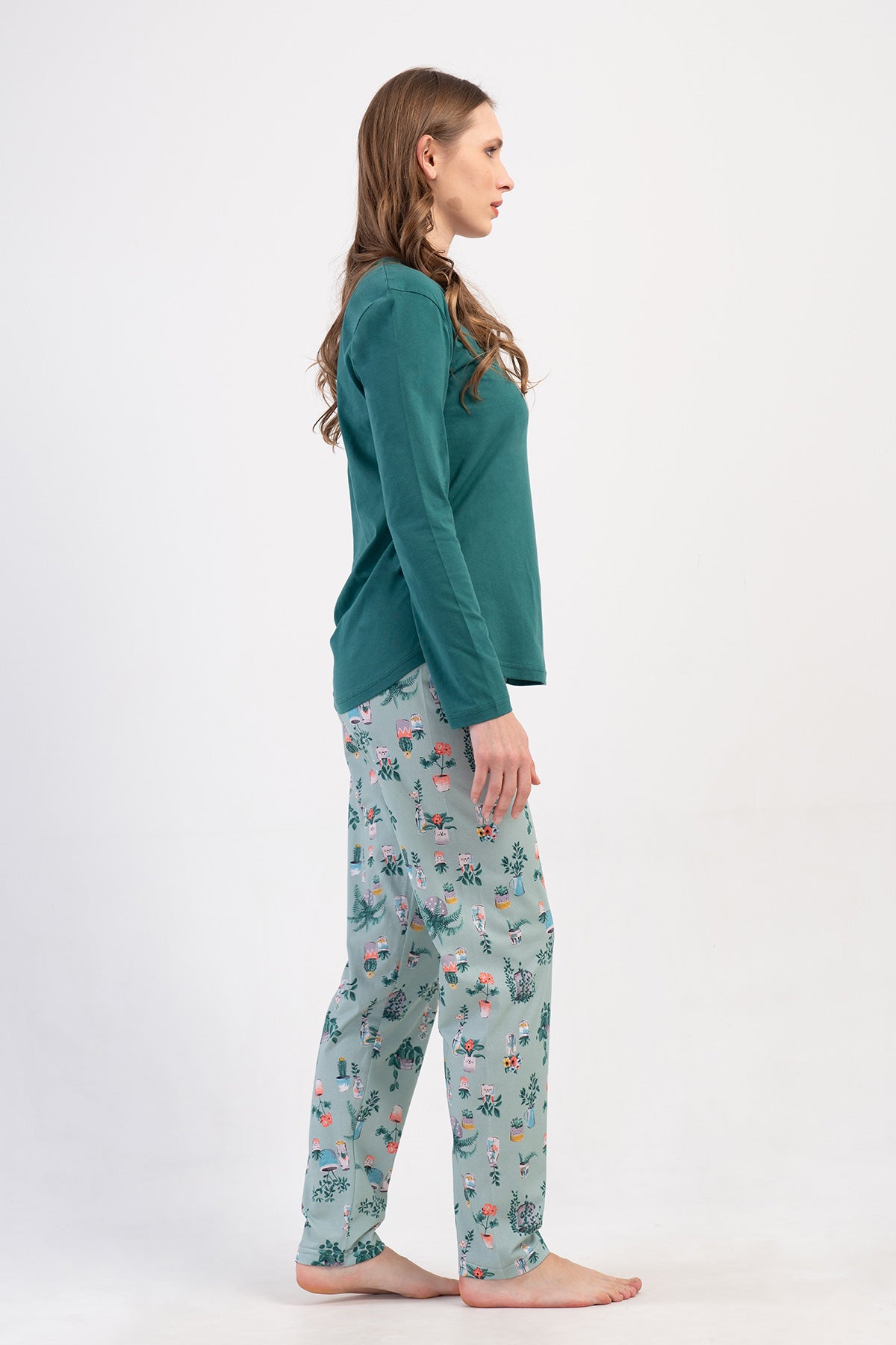 KADIN P.SUPREM O YAKA UZUN KOL ETEGI OVAL PIJAMA TAKIM - YESIL