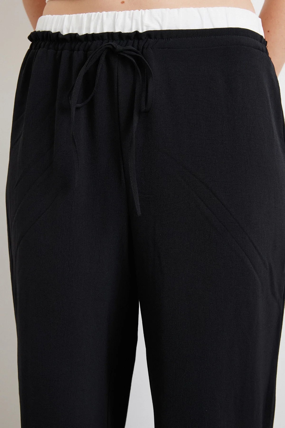 Bel Bantlı Wide Leg Pantolon - Siyah
