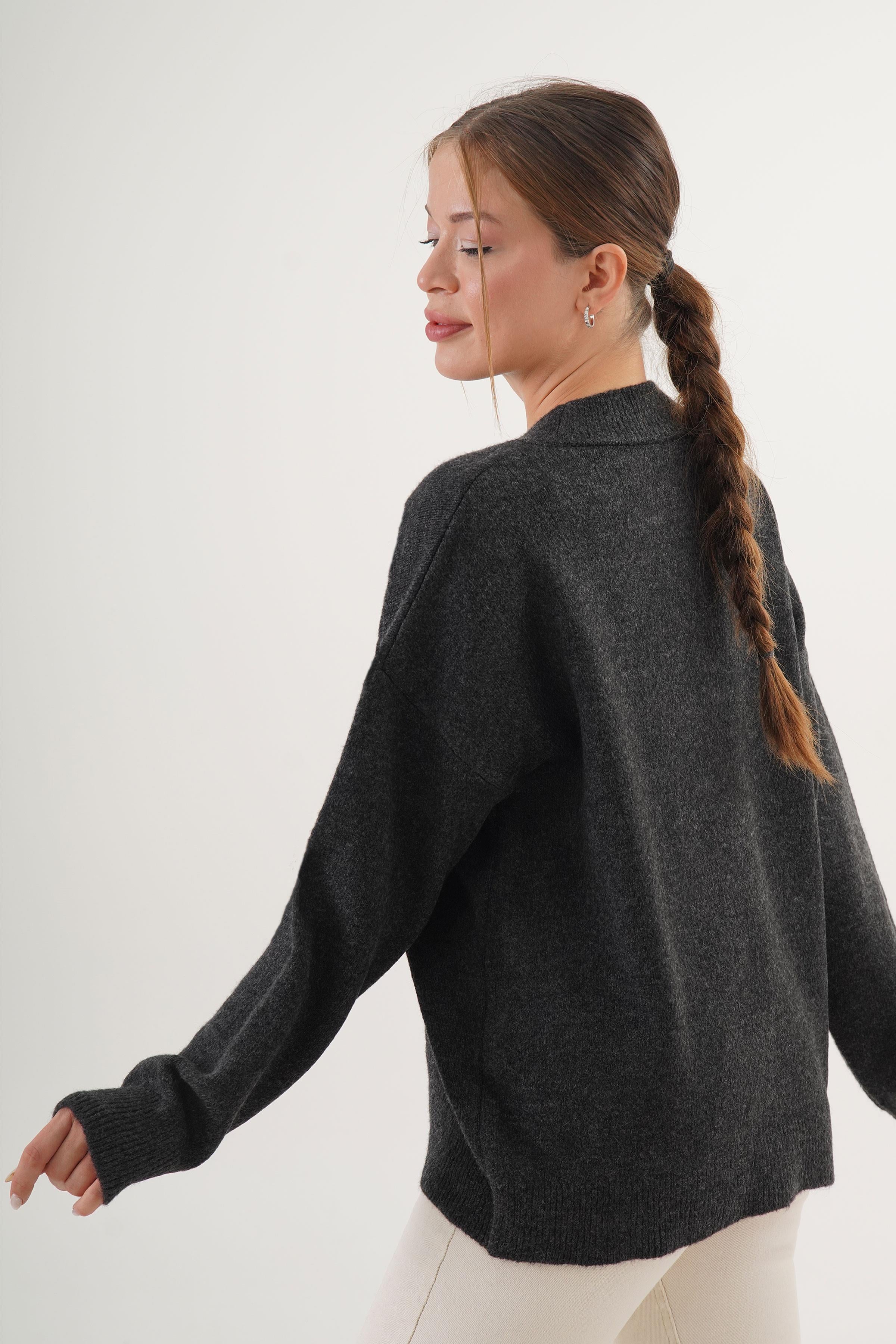 Ayıcık Nakışlı Bisiklet Yaka Toptan Antrasit Triko Kazak