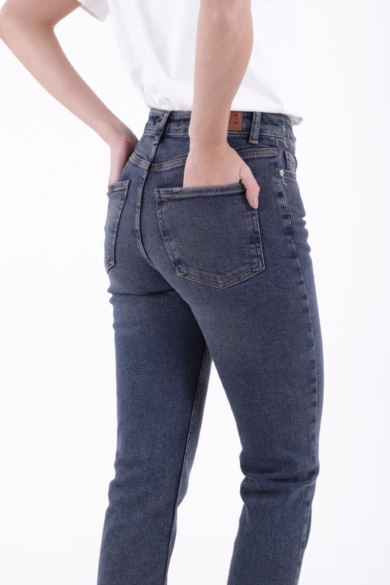 Dikişsiz Paça Mom Fit Kot Pantolon - Koyu Mavi Kar Yıkama Tintli - (32-36) - 5
