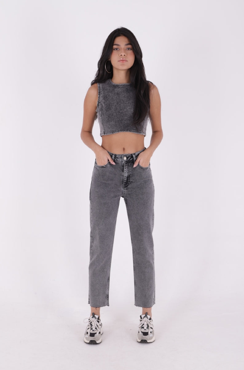 Dikişsiz Paça Mom Fit Kot Pantolon Gri Kar Yıkama