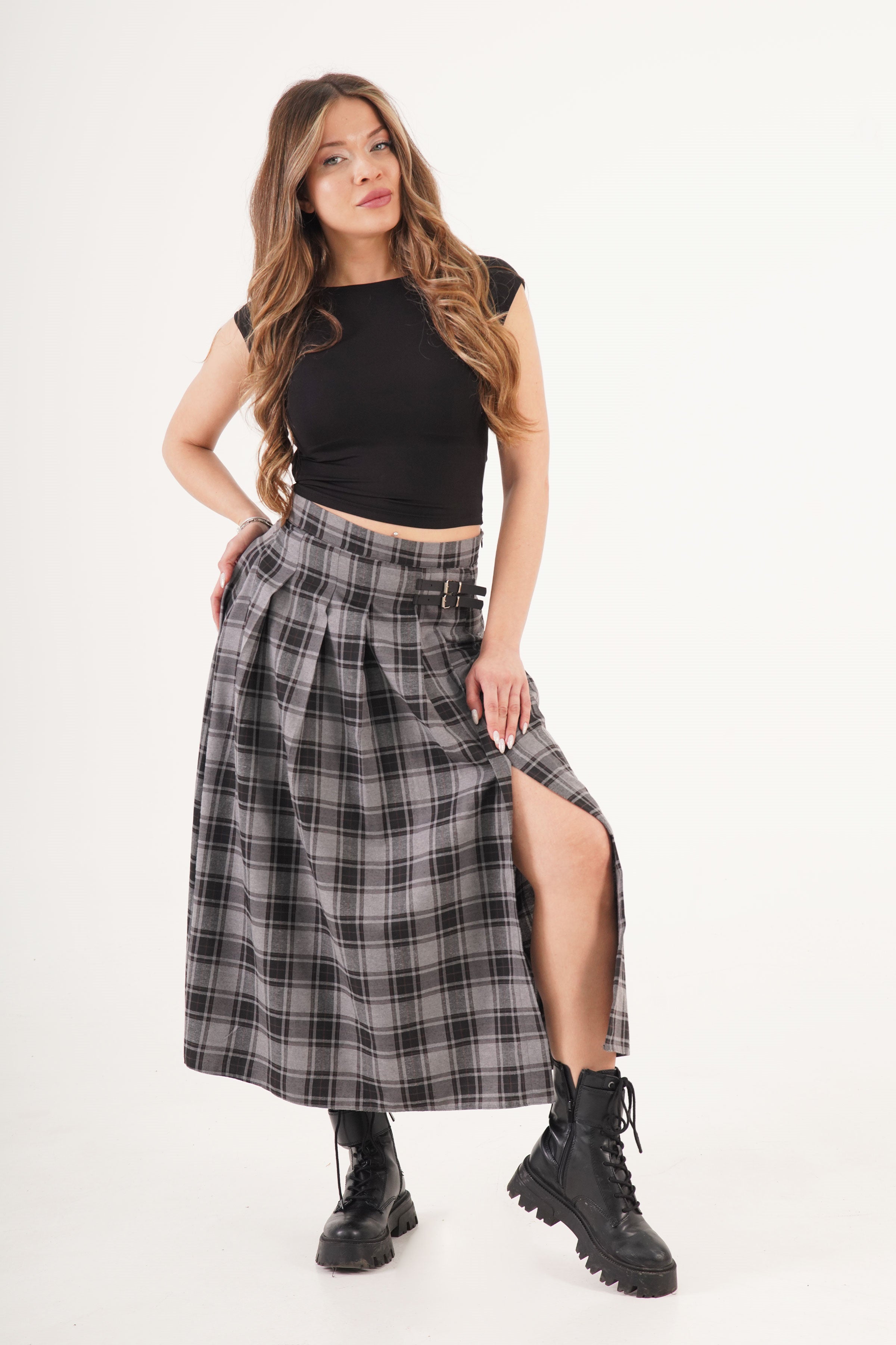 Kemer Detaylı Yan Yırtmaçlı Gri Ekose Toptan Uzun Etek