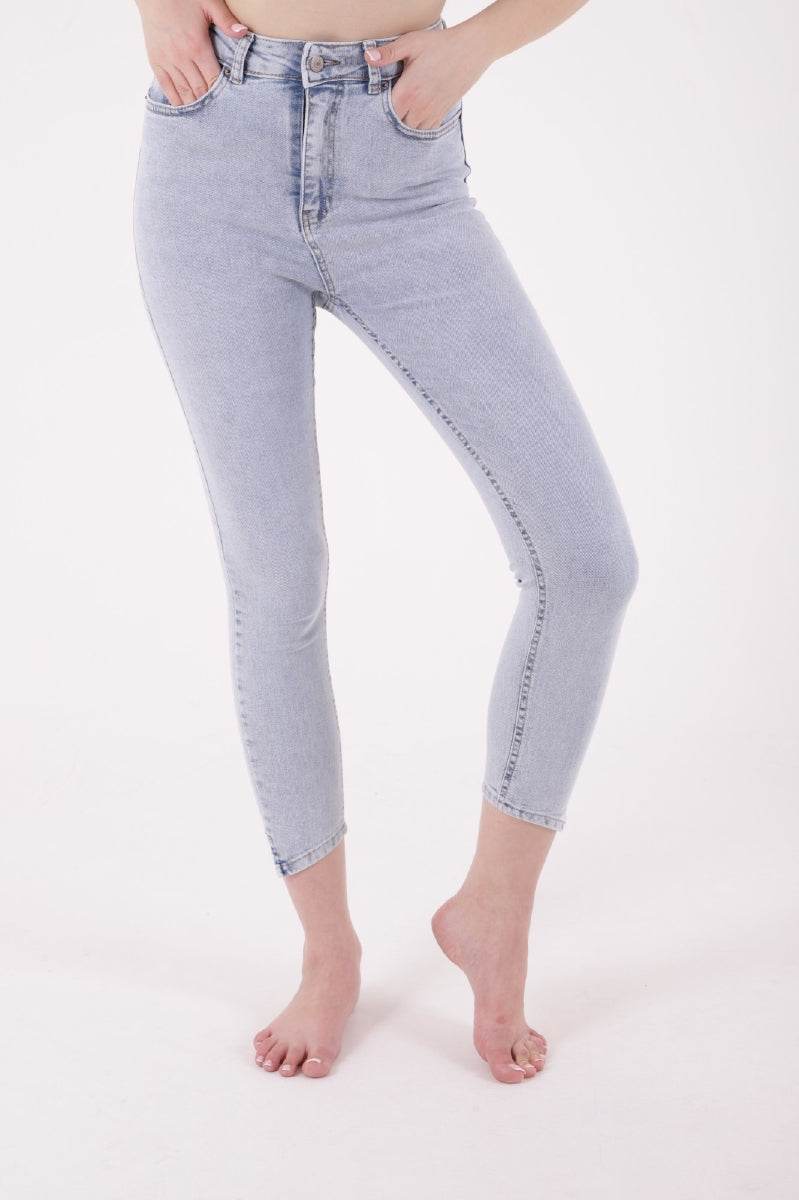 Asimetrik Paçalı Kot Pantolon - Kar Yıkama Açık Mavi - (26-28) - 2