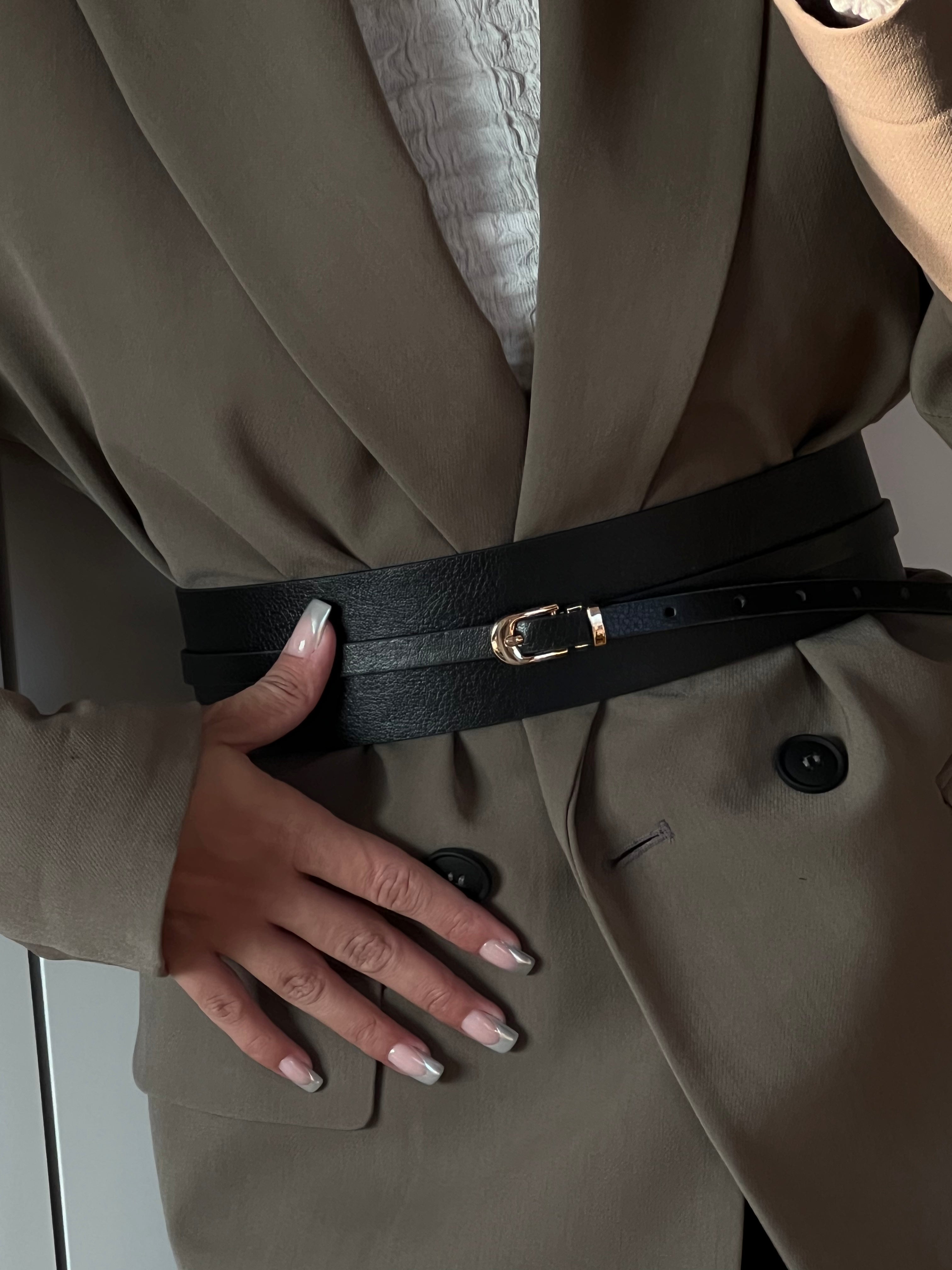 Front-Ending Long Waist Belt